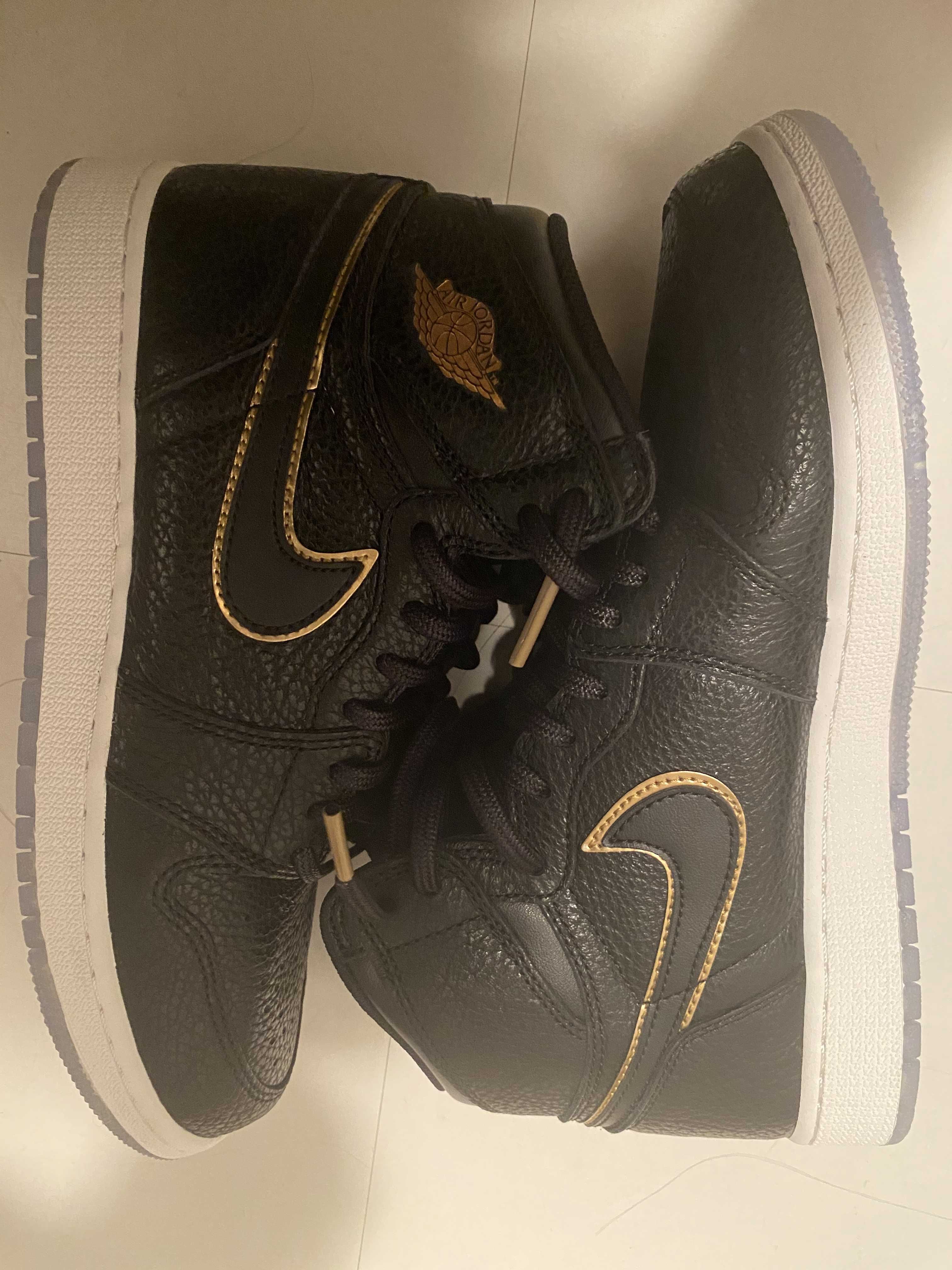 Nike Air Jordan 1 Retro High "City Of Flight"