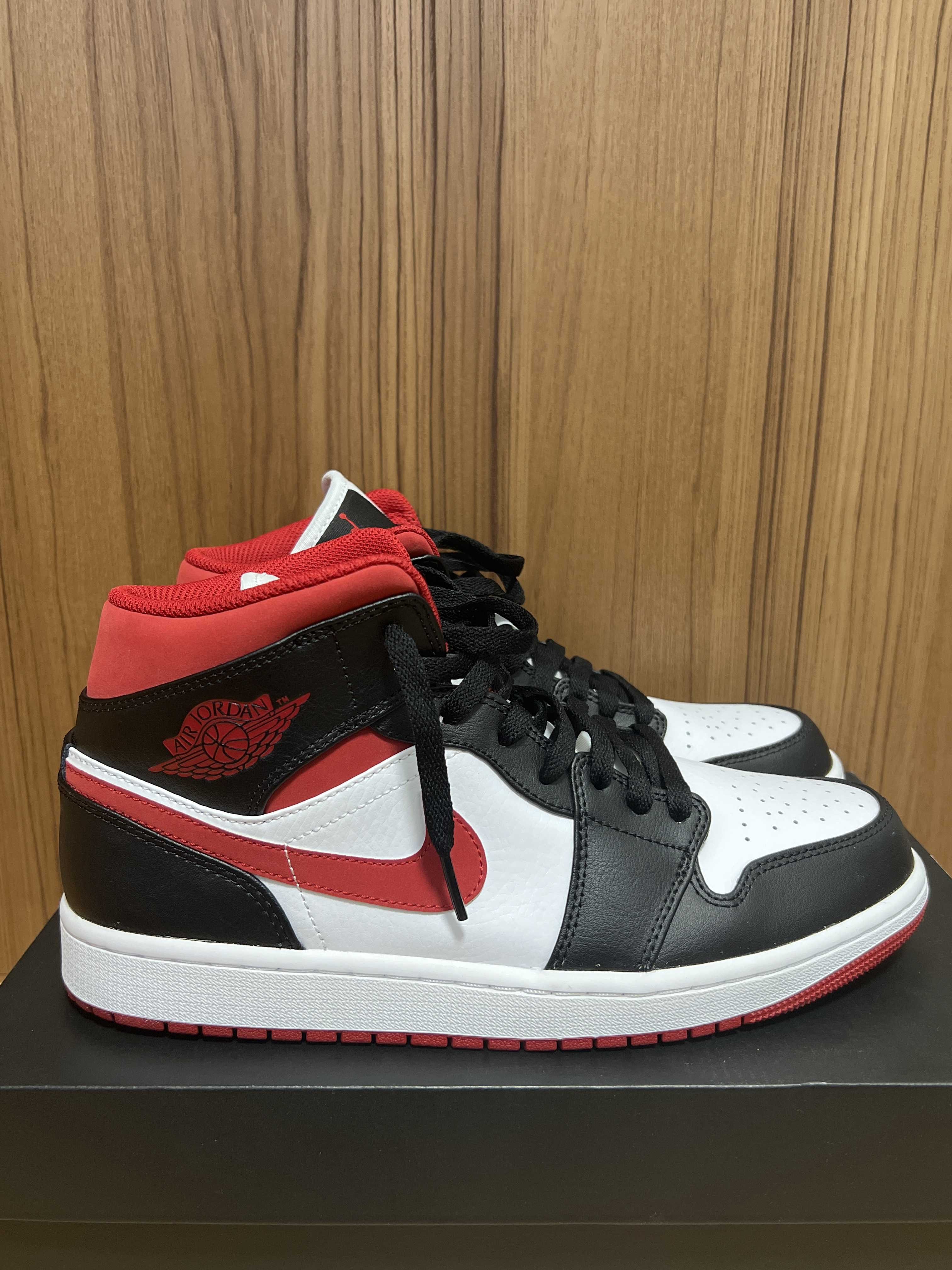 Nike Air Jordan 1 Mid "White/Gym Red Black"