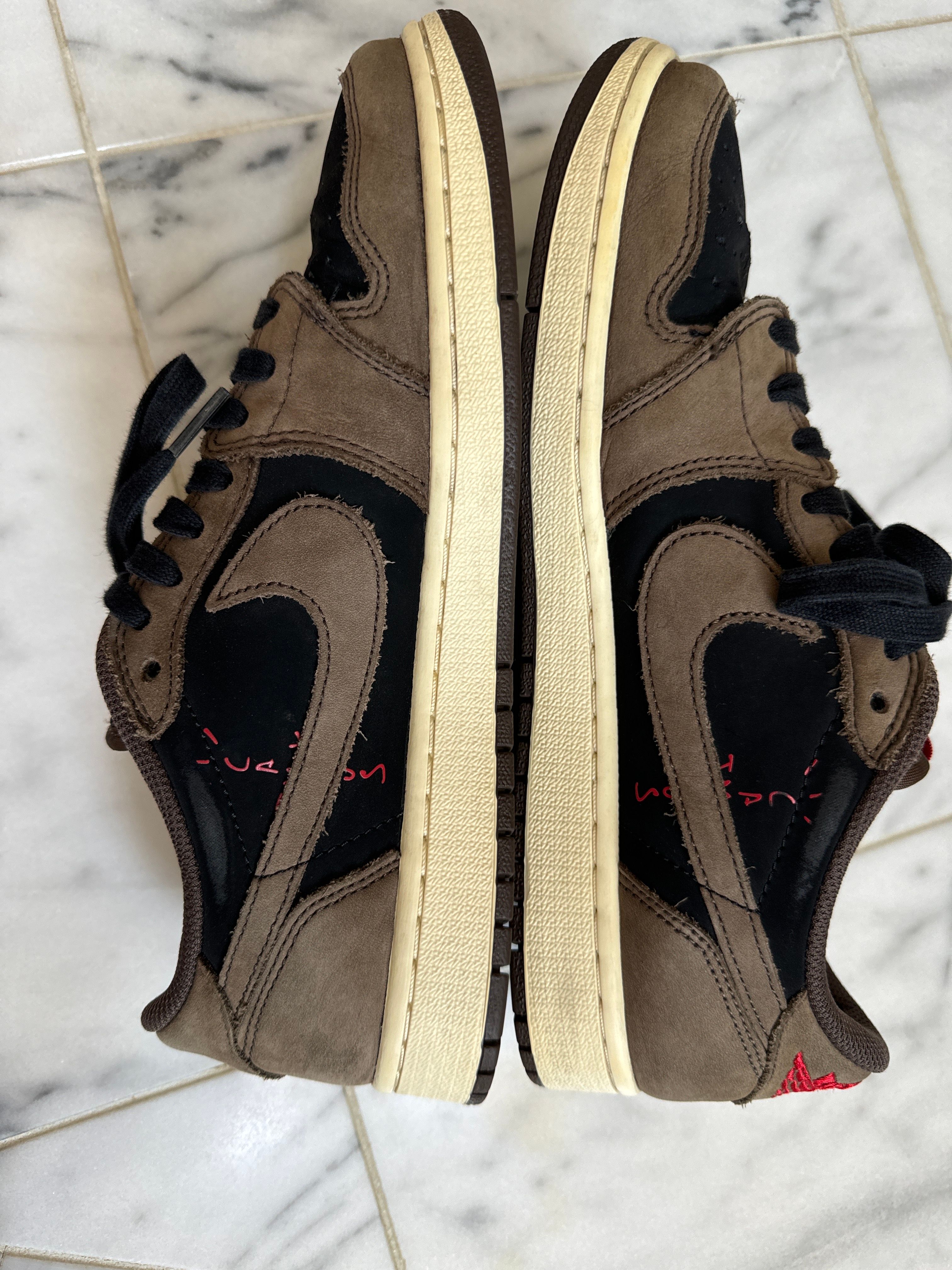 Travis Scott × Nike Air Jordan 1 Low OG SP-T  "Black/Dark Mocha"