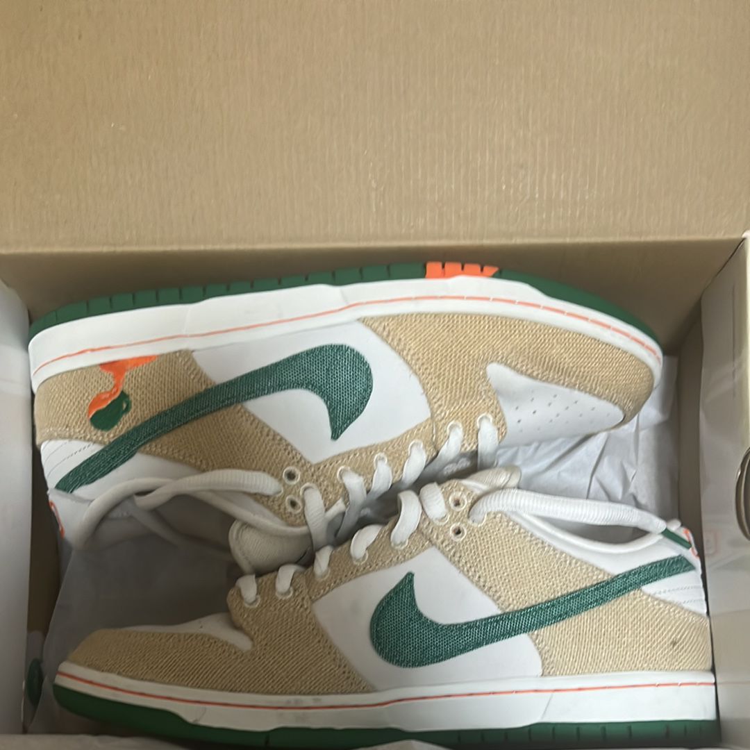 Jarritos × Nike SB Dunk Low "Phantom and Malachite"