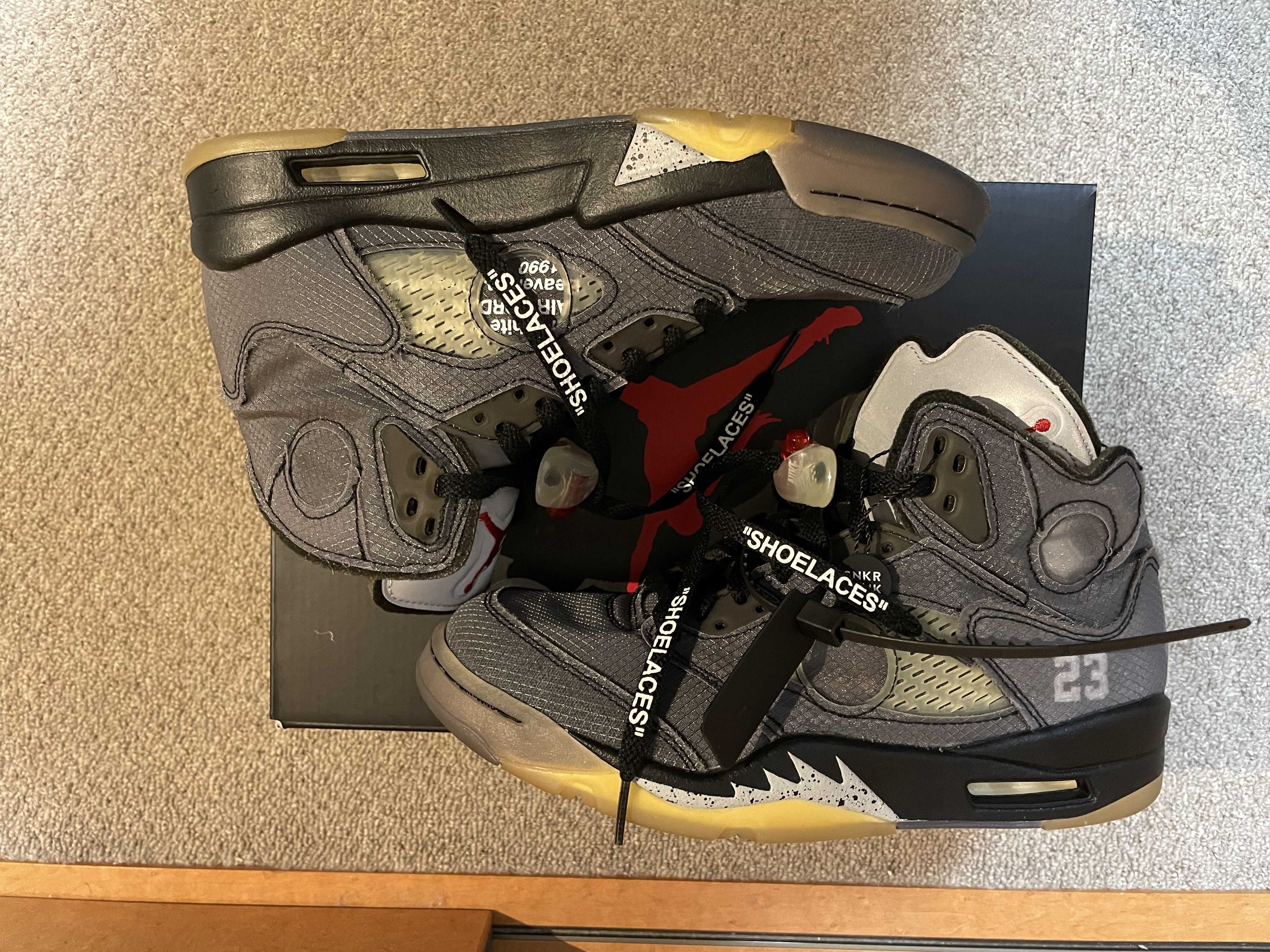 Off-White × Nike Air Jordan 5 "Black/Muslin/Fire Red"