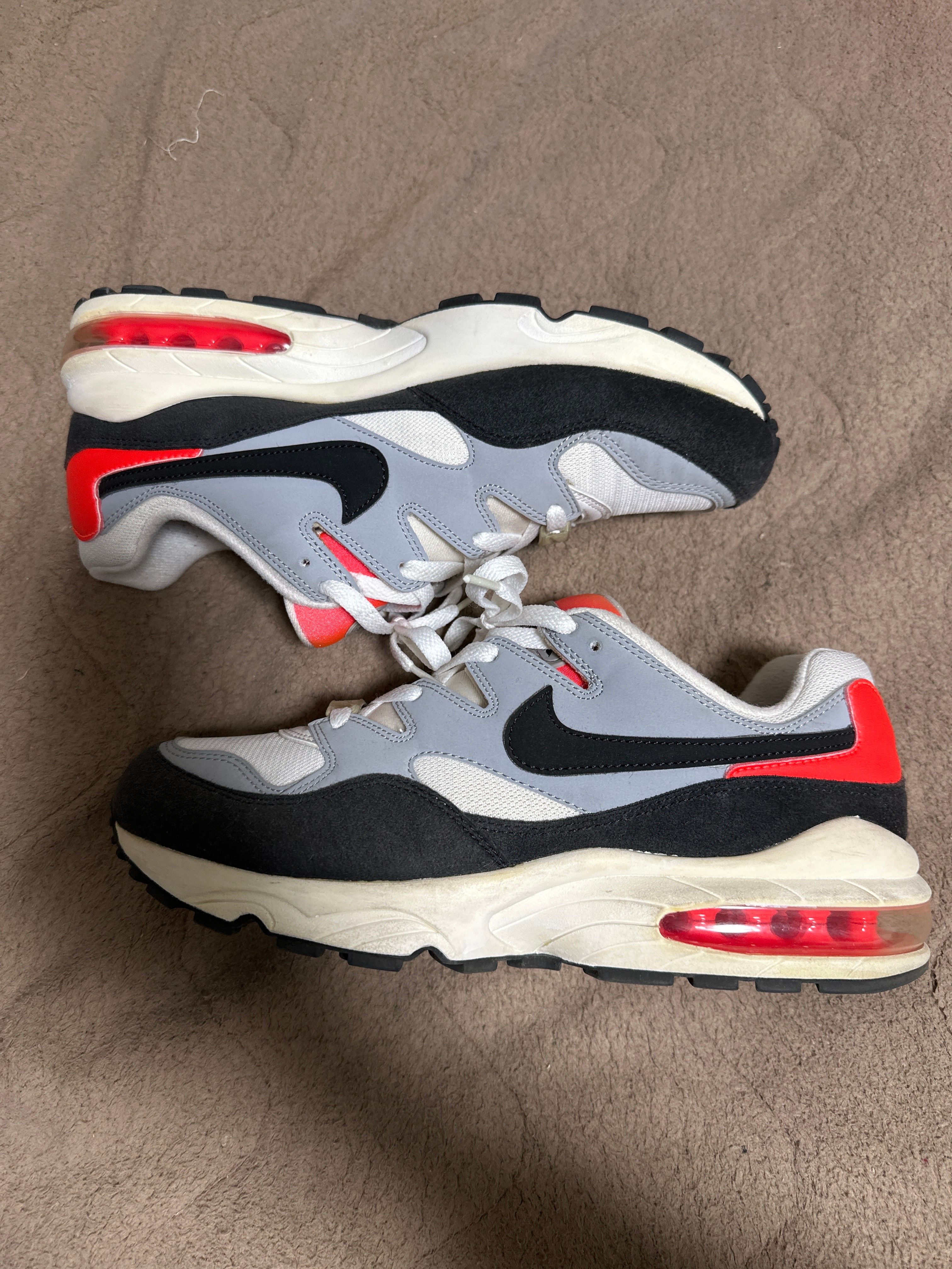 Nike Air Max 94 "Wolf Grey Bright Crimson"