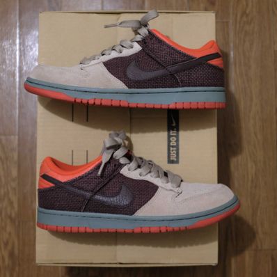 NIKE DUNK LOW REED BOULDER