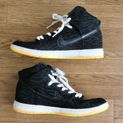 Nike SB Dunk High "Skunk"