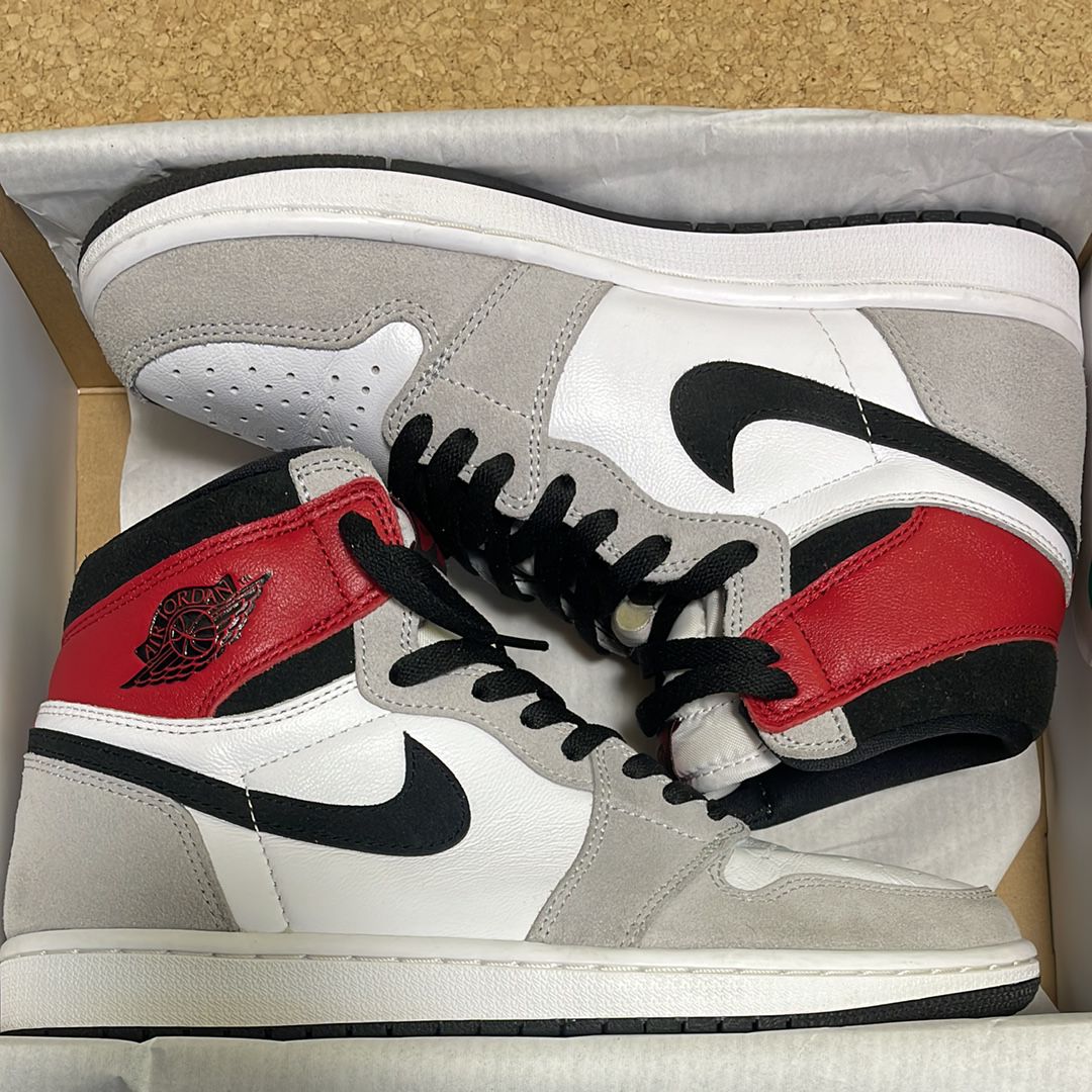 Nike Air Jordan 1 High OG "White/Black/Light Smoke Grey"