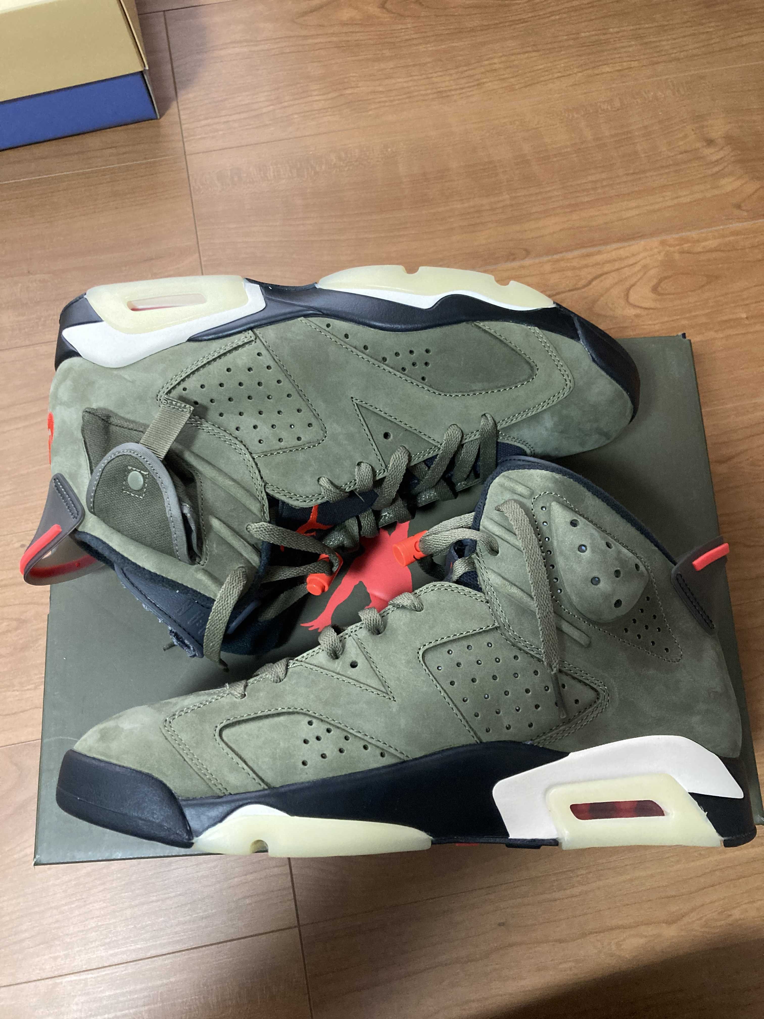 Travis Scott × Nike Air Jordan 6 Retro "Medium Olive"