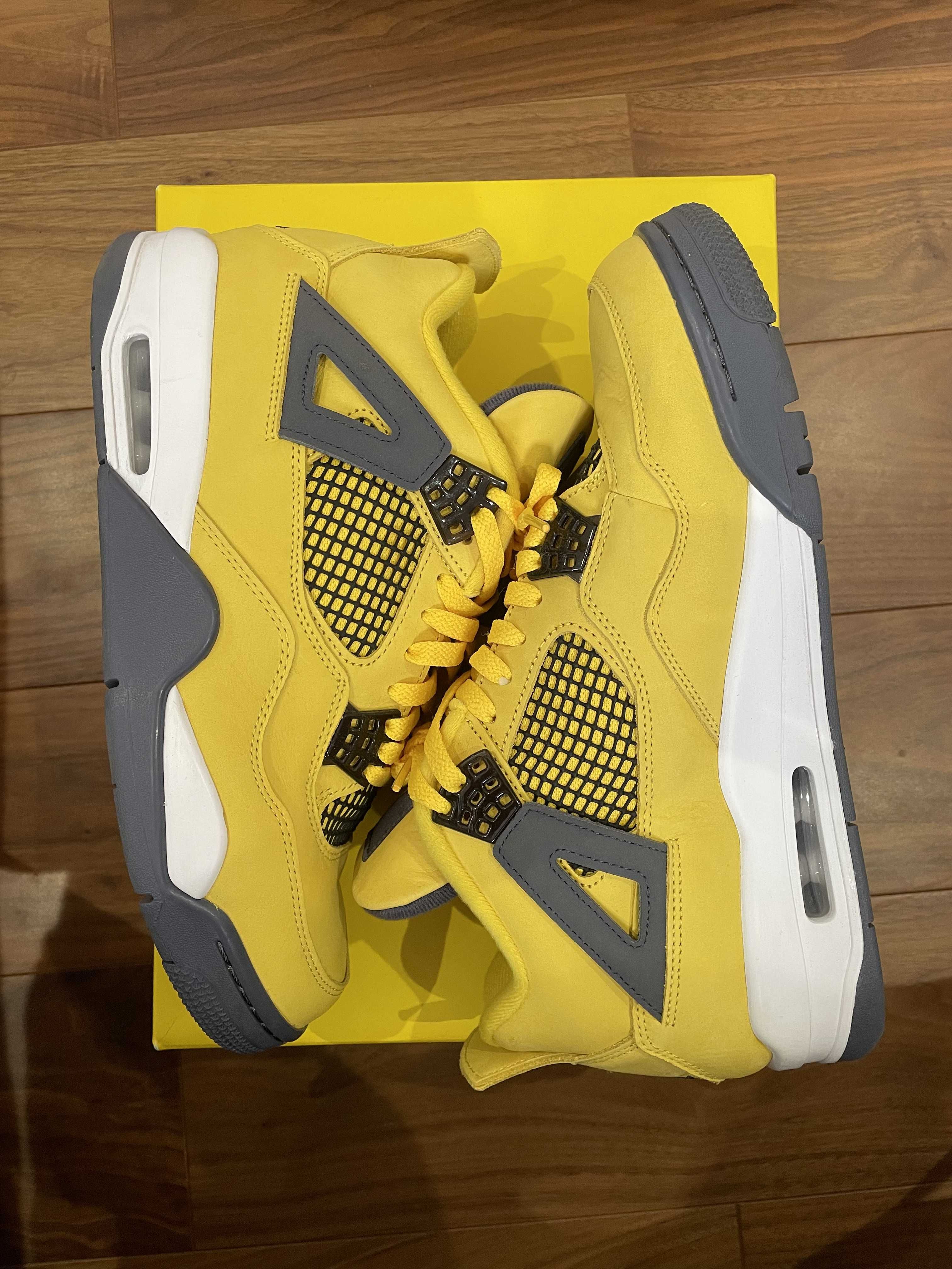 Nike Air Jordan 4 "Tour Yellow"