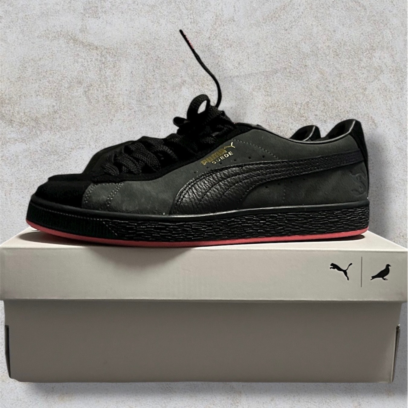 ステイプル × プーマ スウェード "プーマブラック/シャドウグレー"