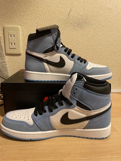 Nike Air Jordan 1 High OG "University Blue"