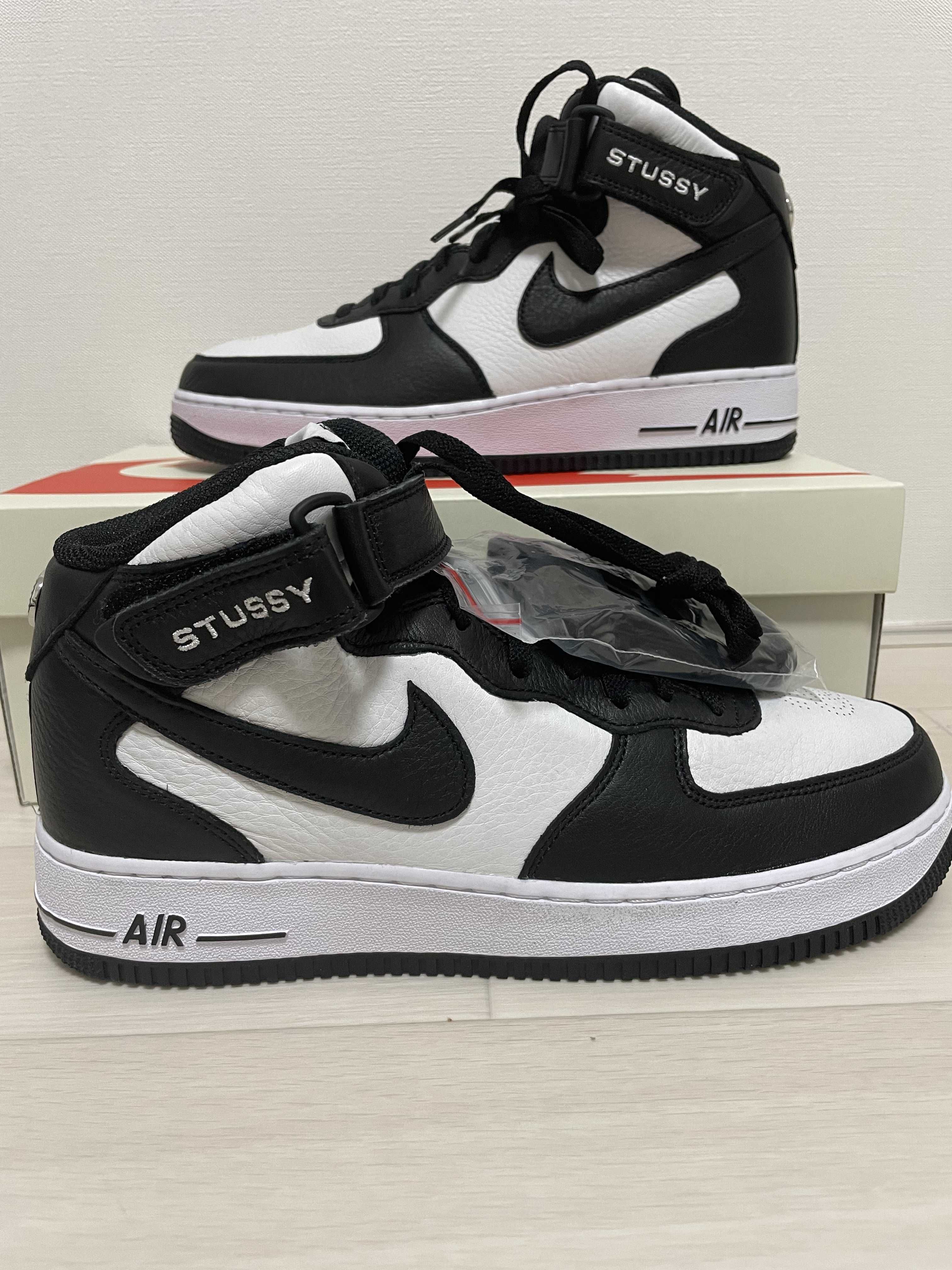 Stussy × Nike Air Force 1 Mid "Black and Light Bone"