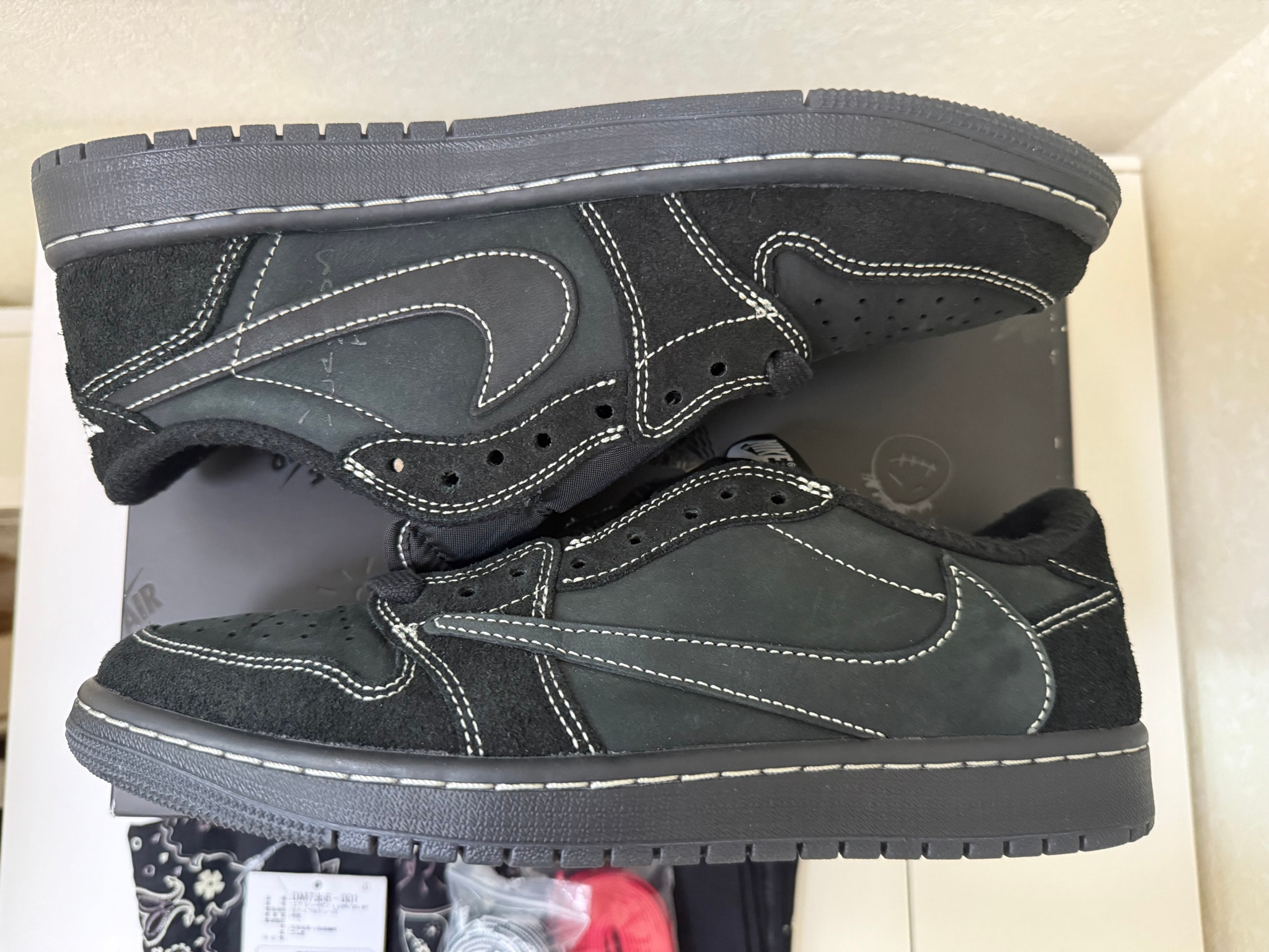 Travis Scott × Nike Air Jordan 1 Low OG SP "Black Phantom"