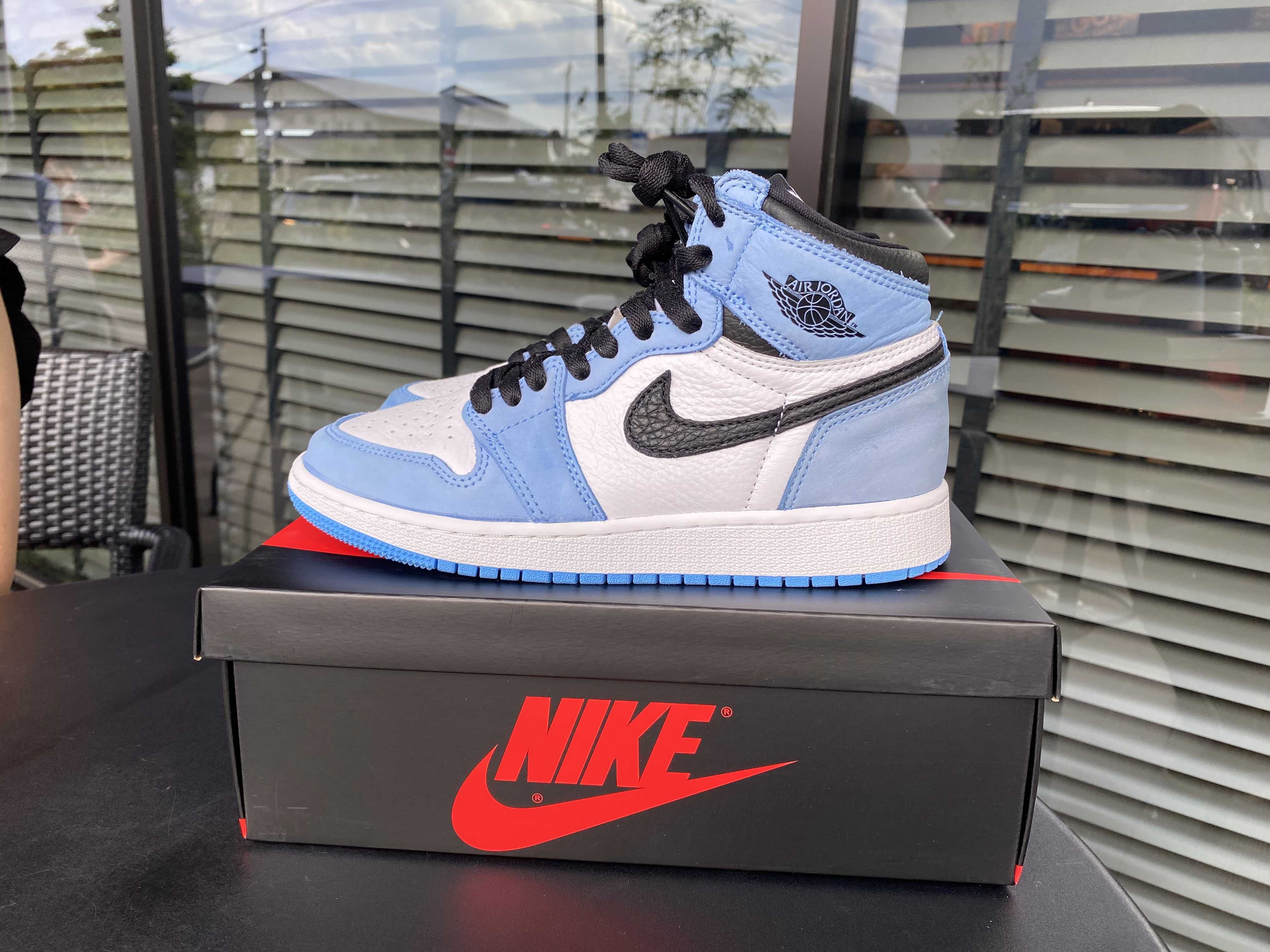 Nike GS Air Jordan 1 High "White/University Blue/Black"   