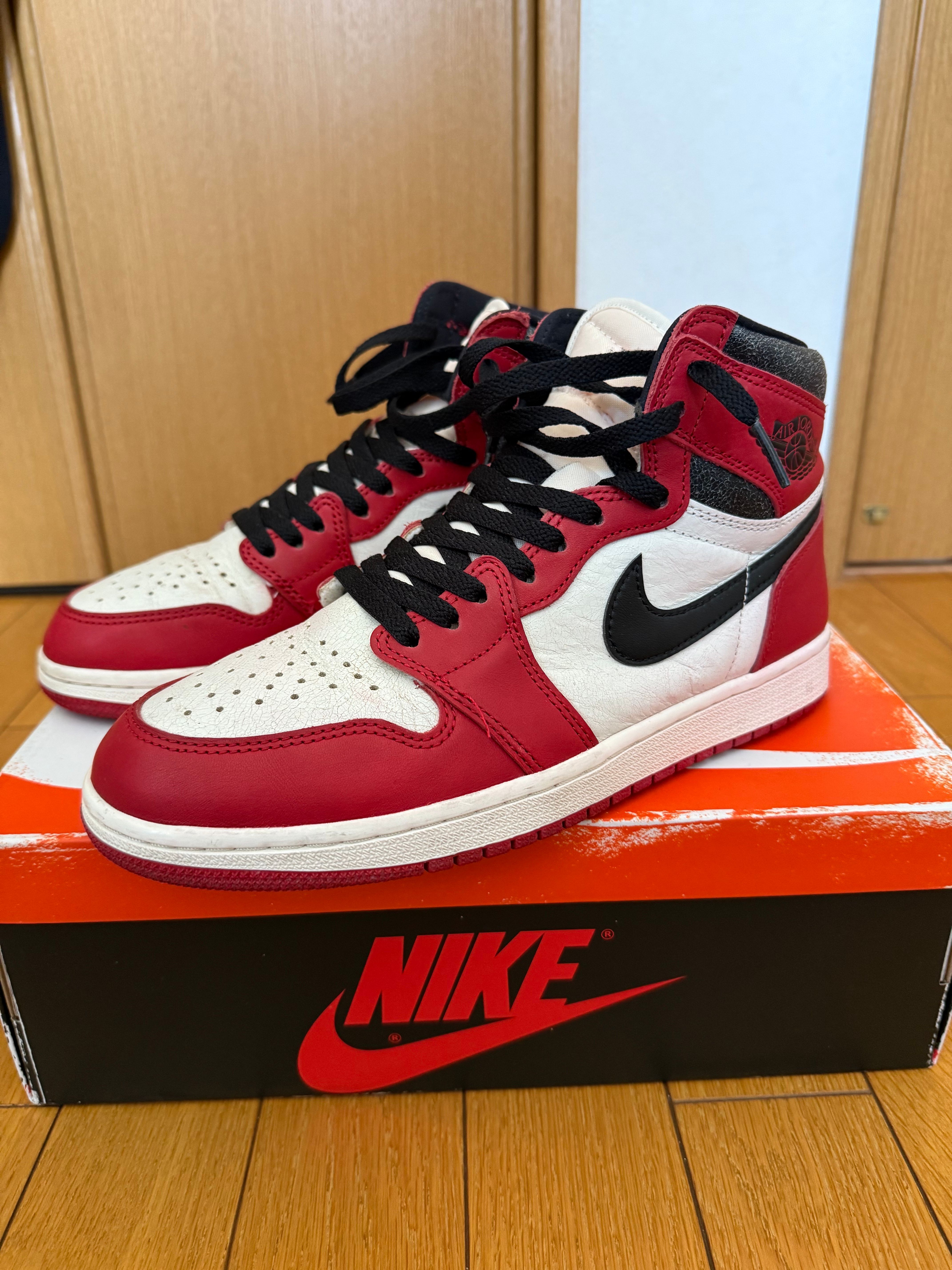 Nike Air Jordan 1 High OG "Lost & Found/Chicago"