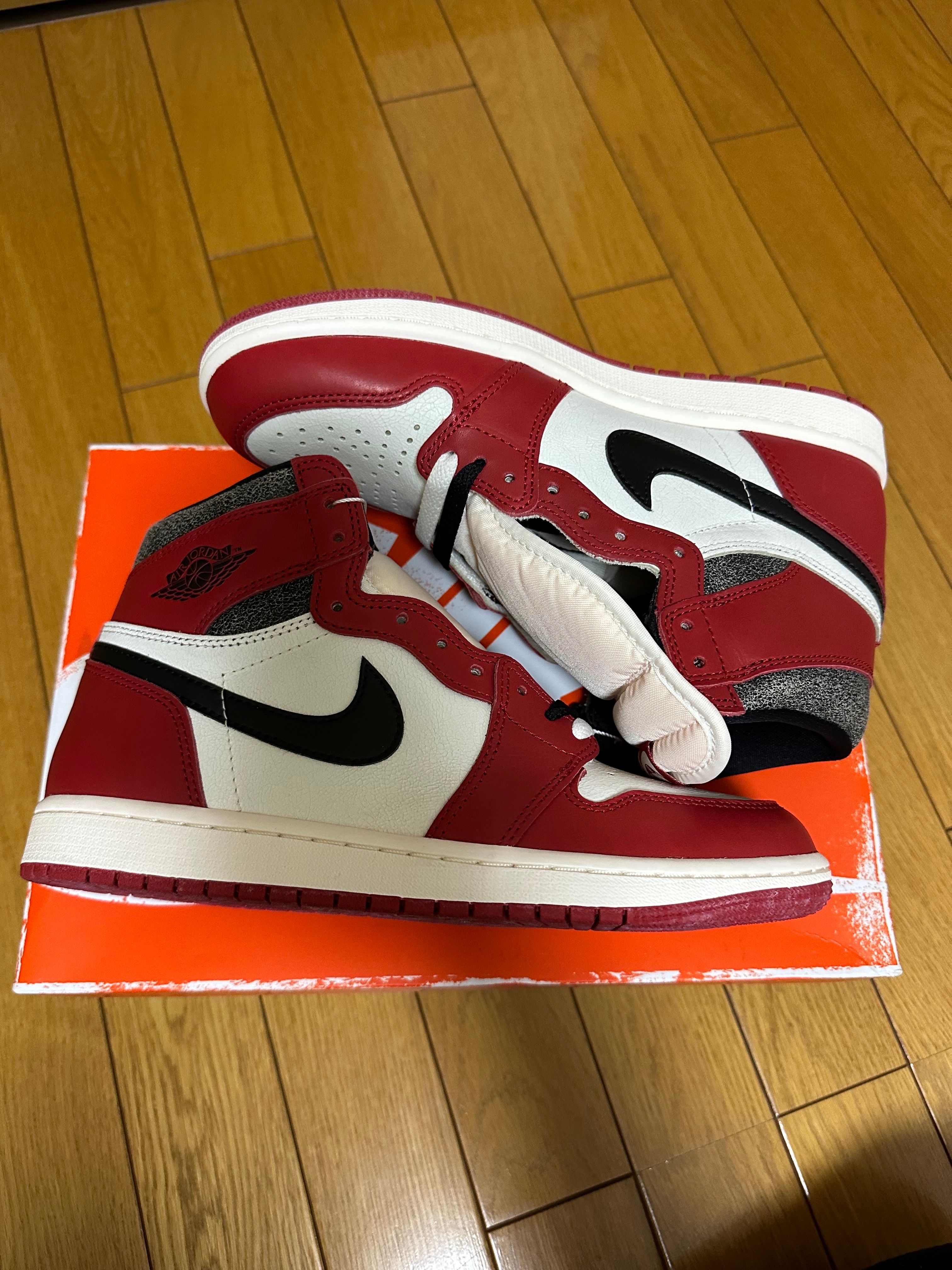 Nike Air Jordan 1 High OG "Lost & Found/Chicago"