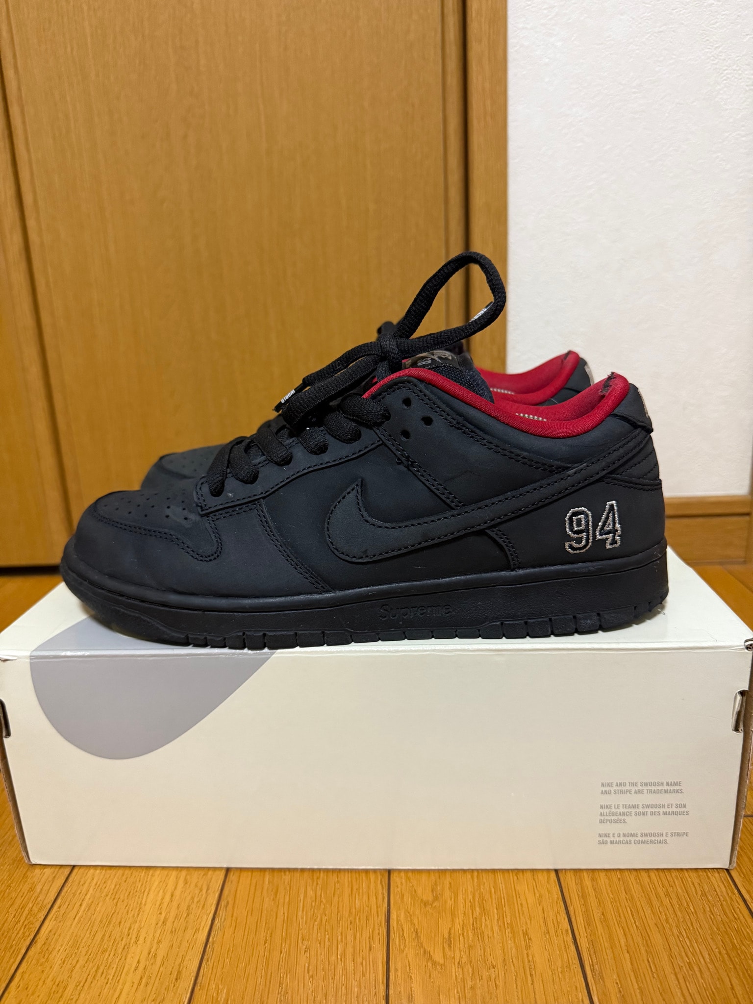 Supreme × Nike SB Dunk Low "Black" (25FW Week2)