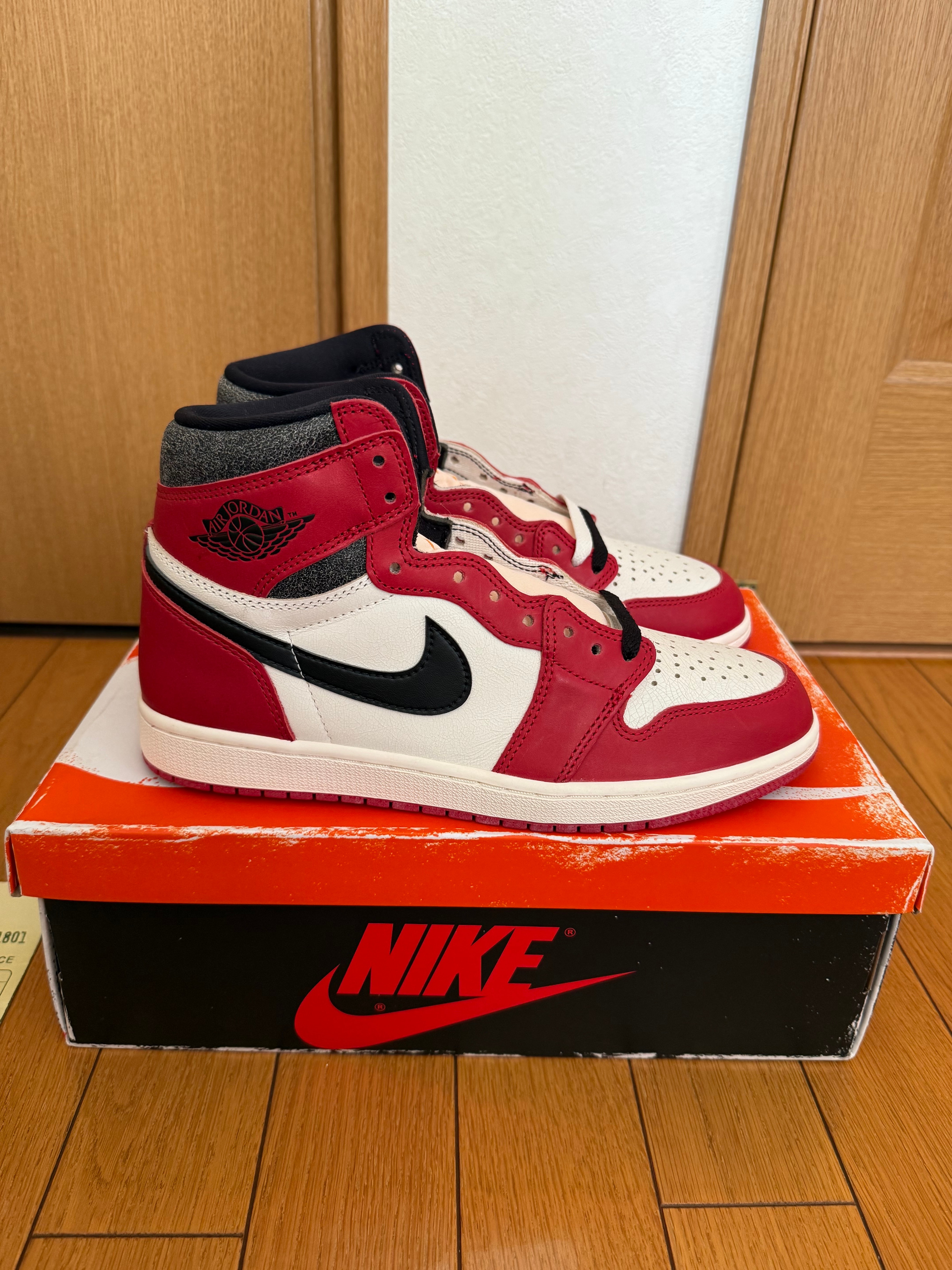 Nike Air Jordan 1 High OG "Lost & Found/Chicago"