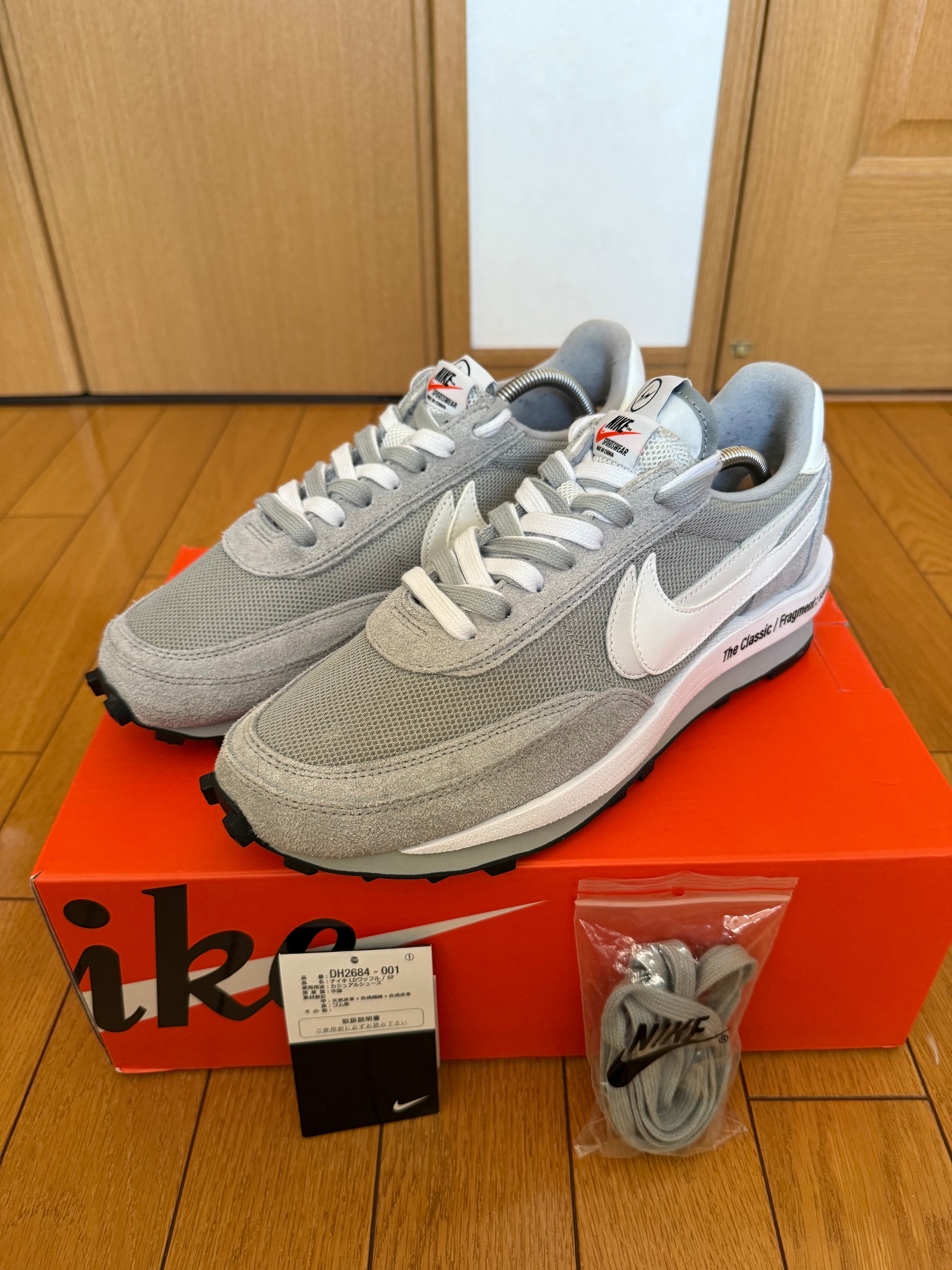 fragment design × sacai × Nike LD Waffle "Light Smoke Grey"