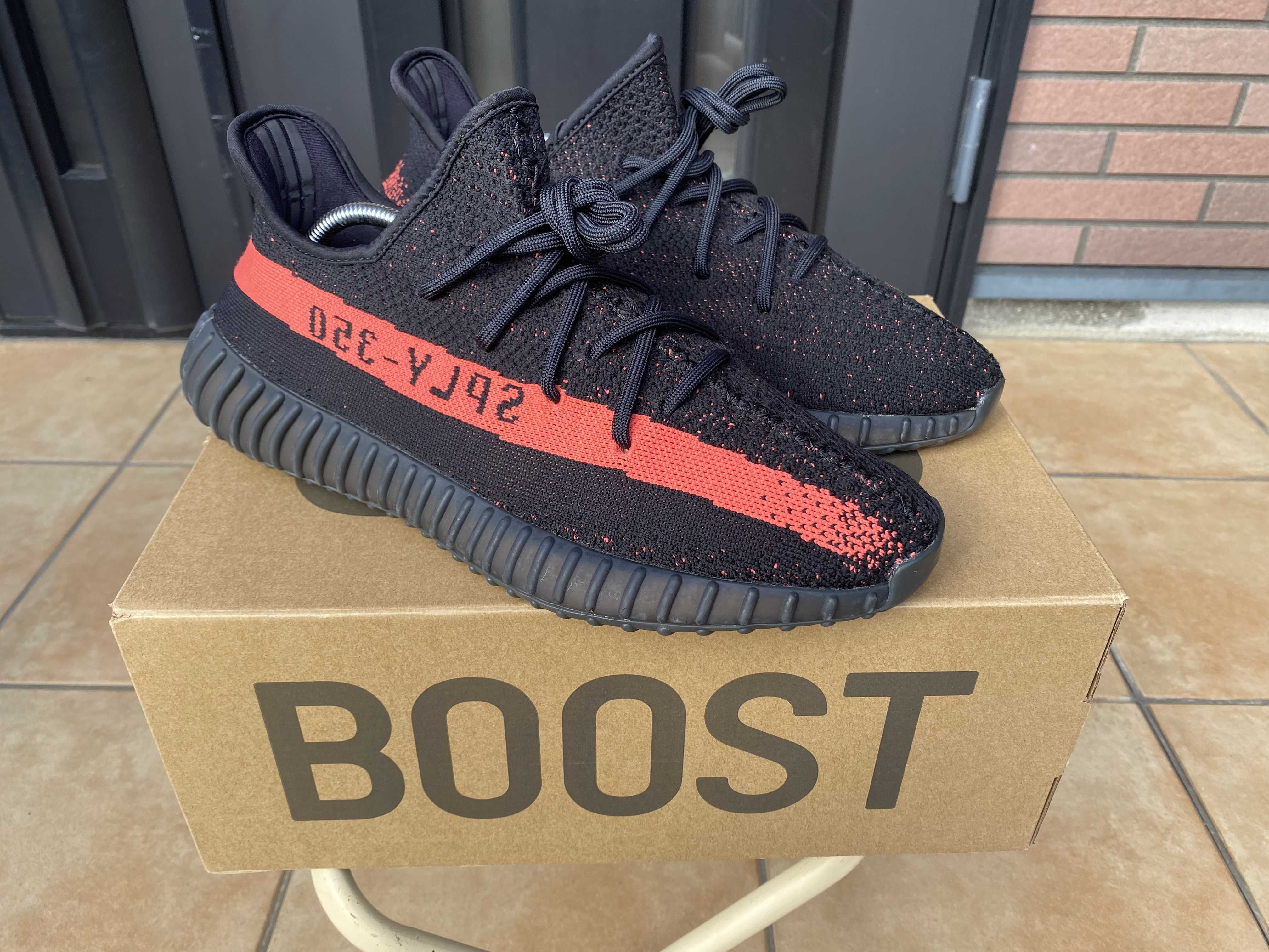 adidas YEEZY Boost 350 V2 "Core Black/Red"
