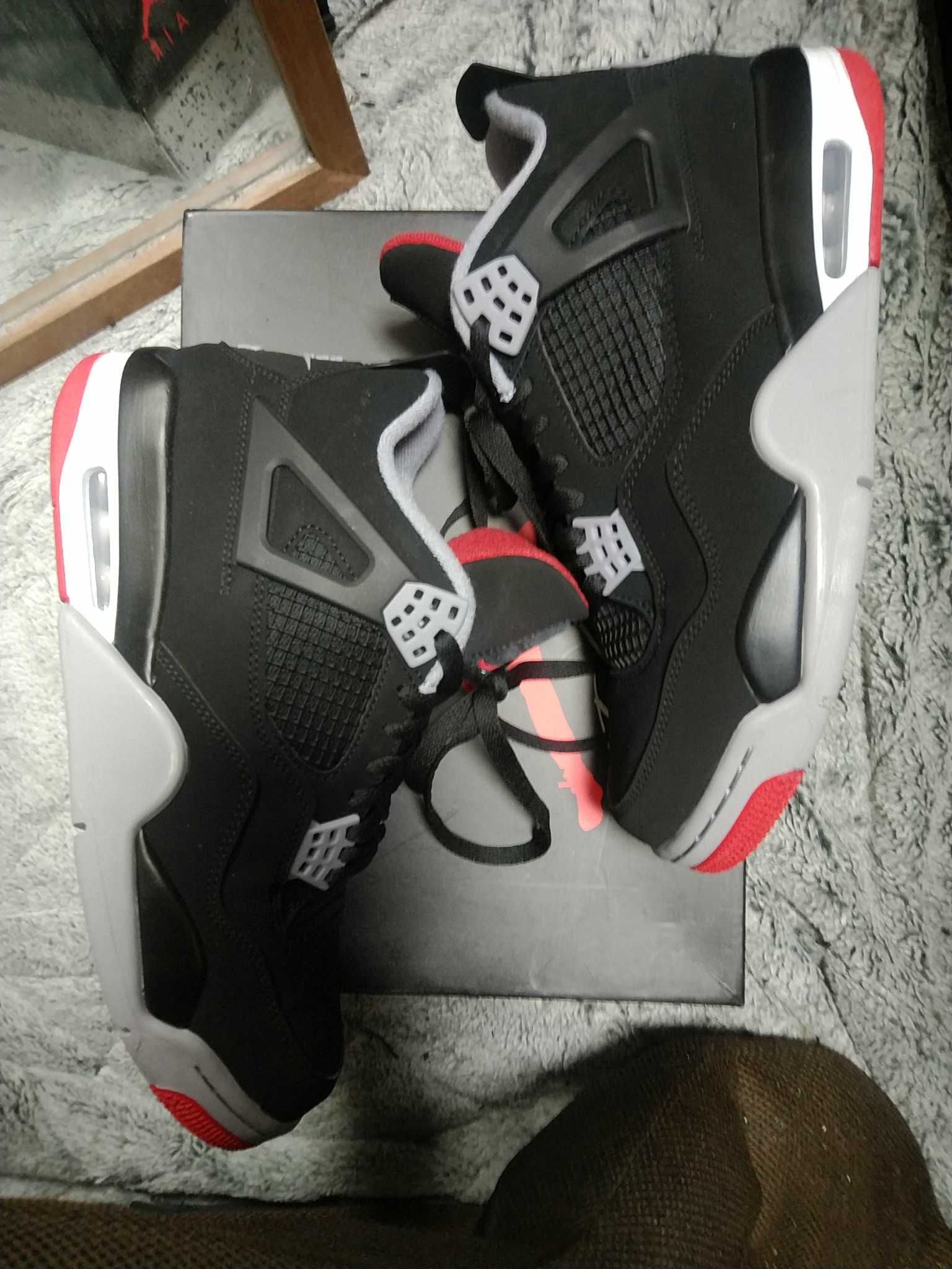 Nike Air Jordan 4 Retro "Bred" (2019)