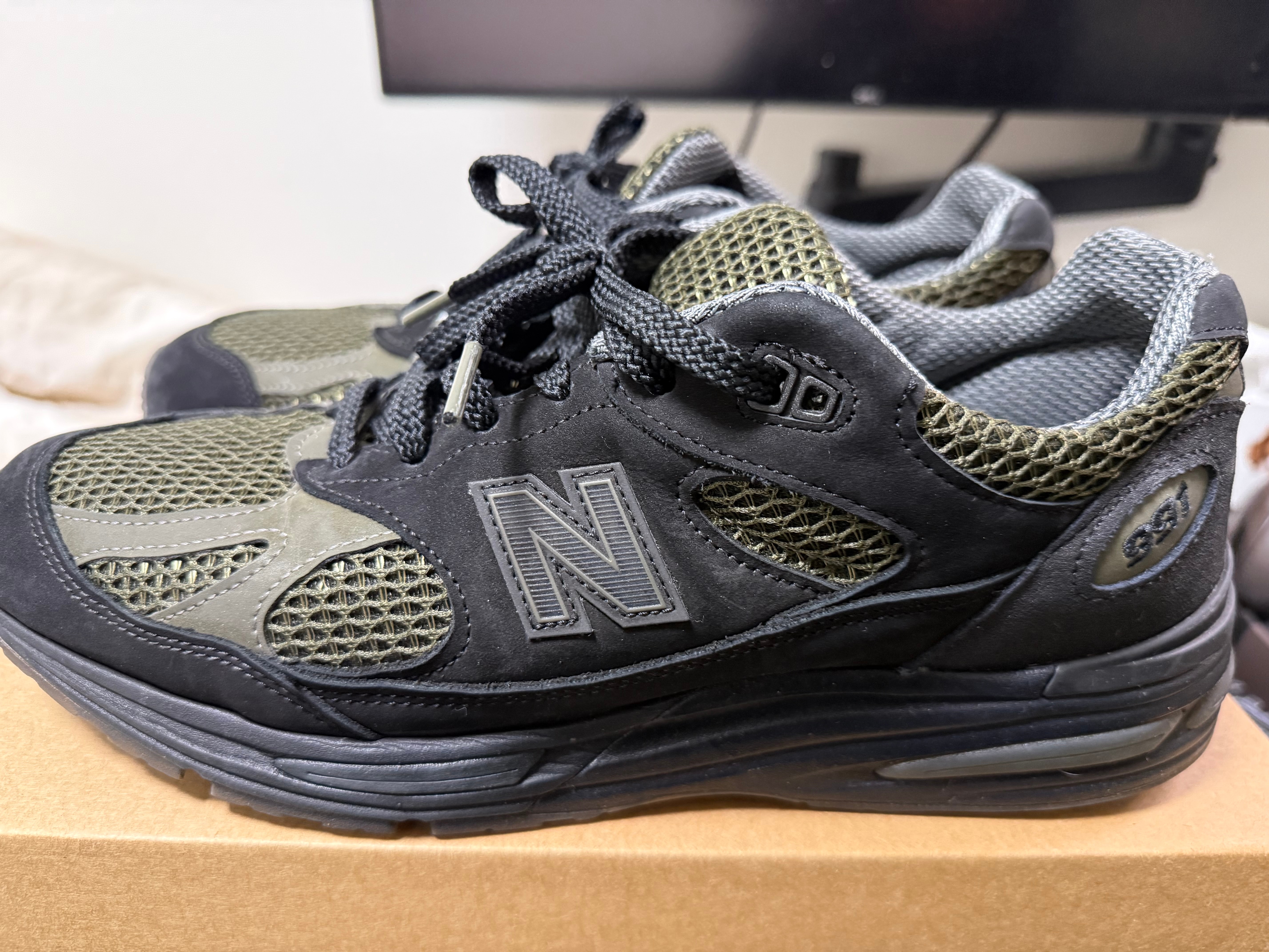 ストーンアイランド × ニューバランス 991V2 "ブラック"