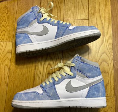 Nike Air Jordan 1 High OG "Hyper Royal"
