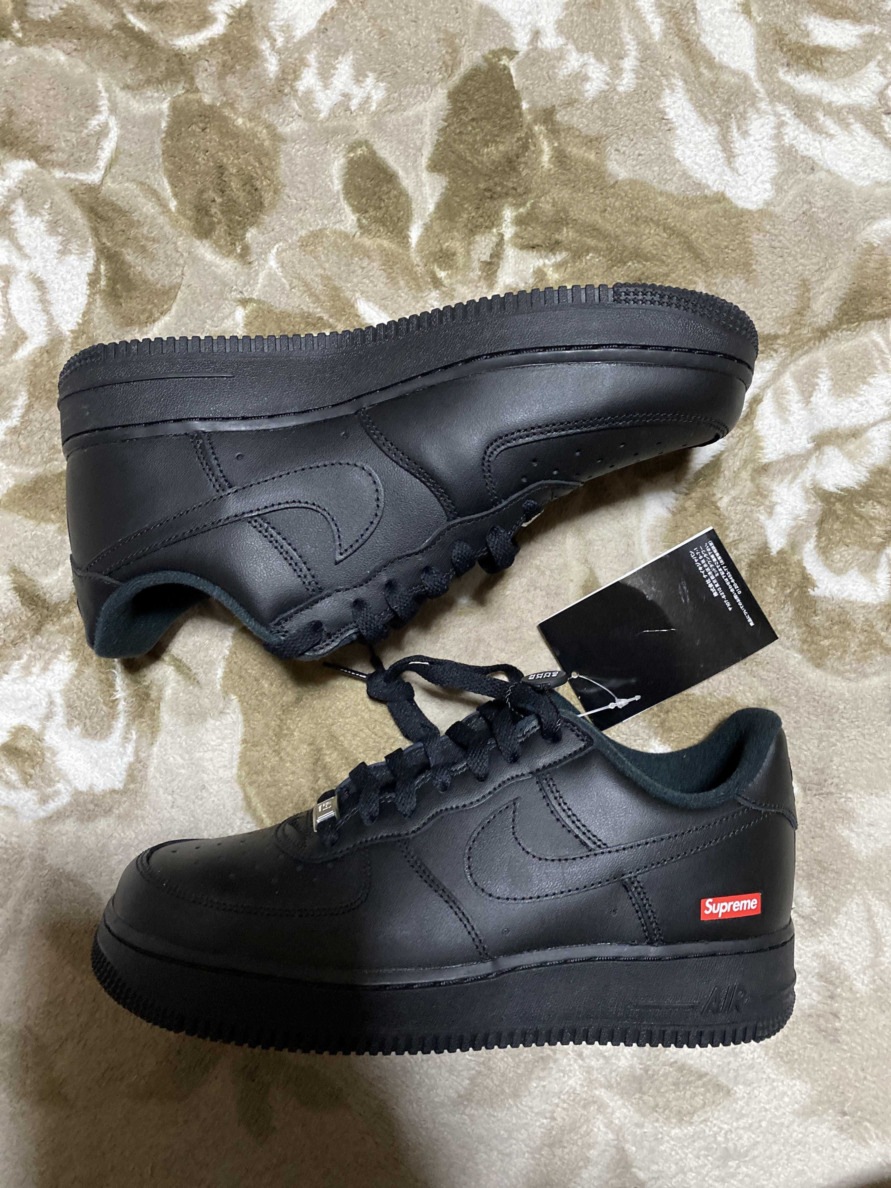 Supreme × Nike Air Force 1 Low "Black"