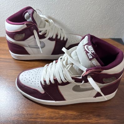 Nike Air Jordan 1 High OG "Bordeaux"