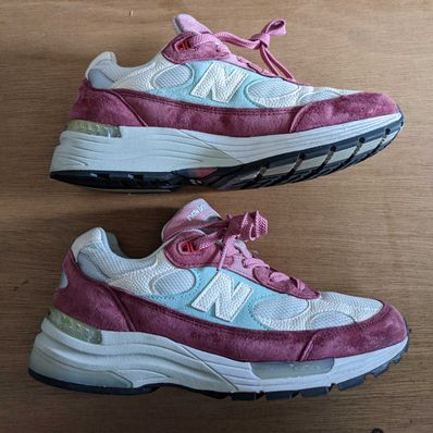 KITH × New Balance 992 Kithmas "Burgundy/White"