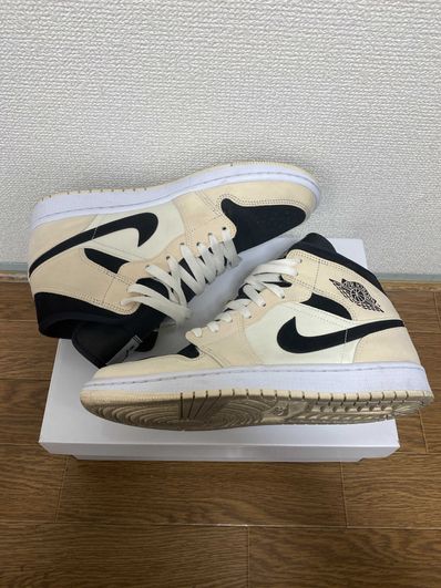 NIKE Women's AIR JORDAN 1 MID "GUAVA ICE"