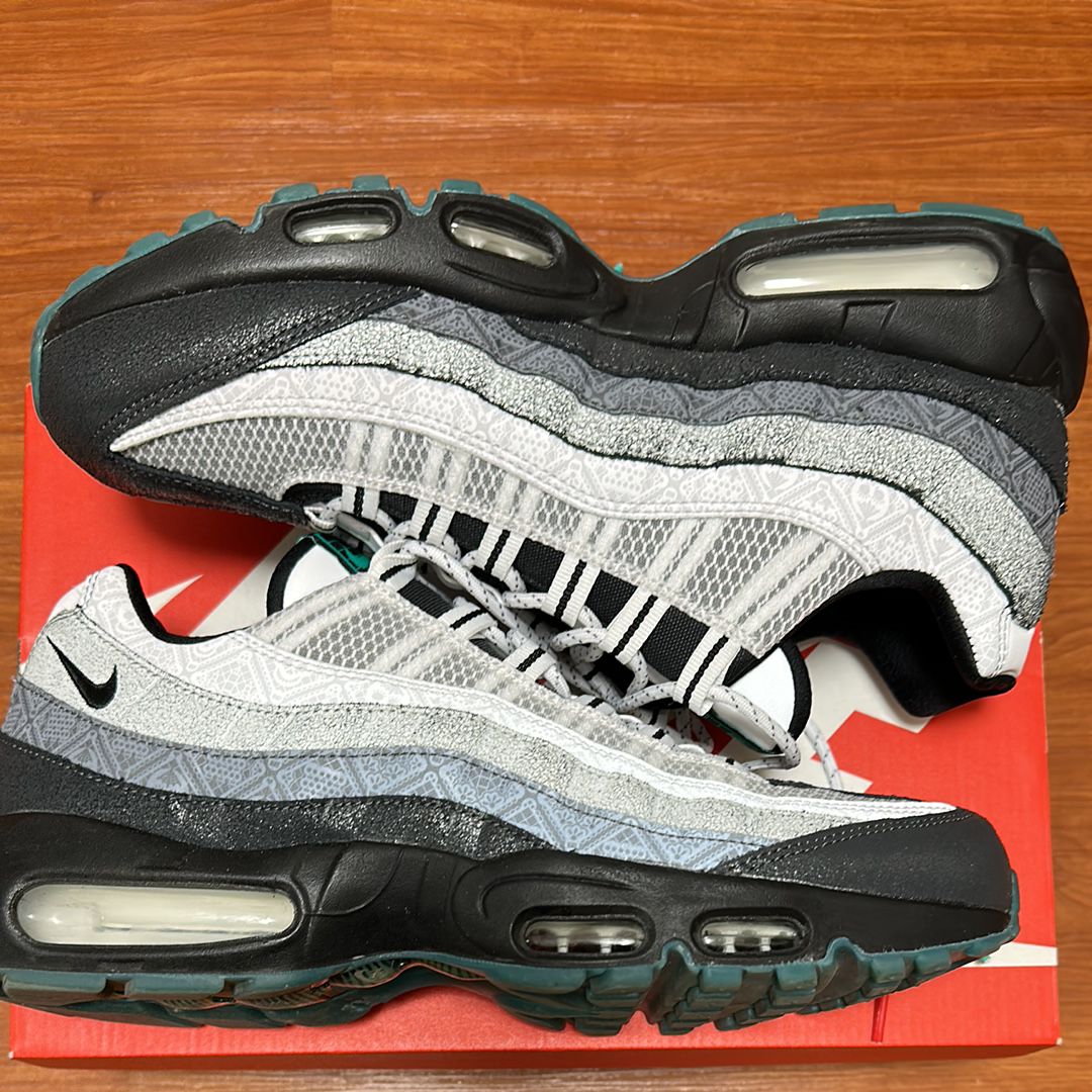 Nike Air Max 95 SE "Day of the Dead"