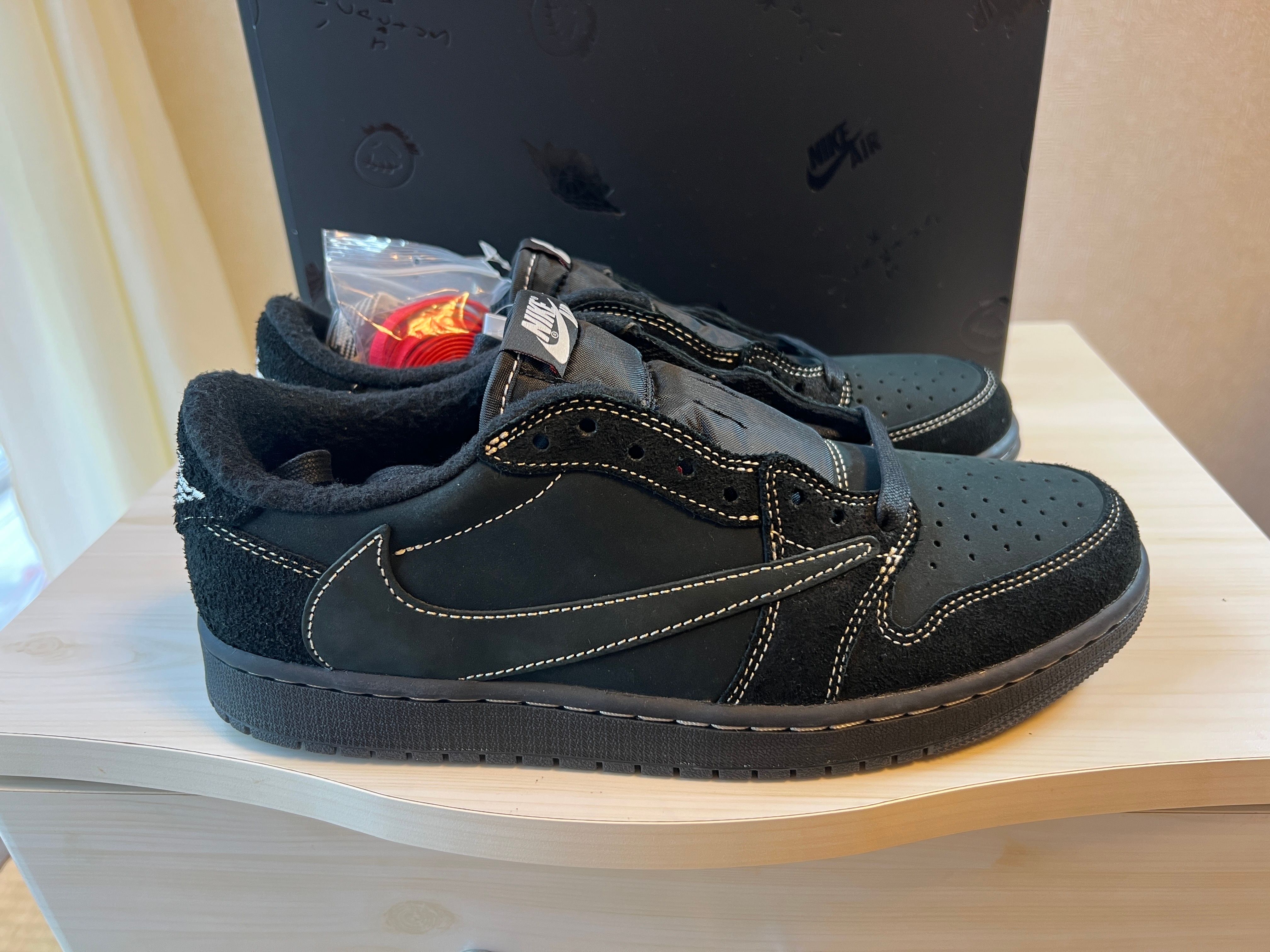 Travis Scott × Nike Air Jordan 1 Low OG SP "Black Phantom"