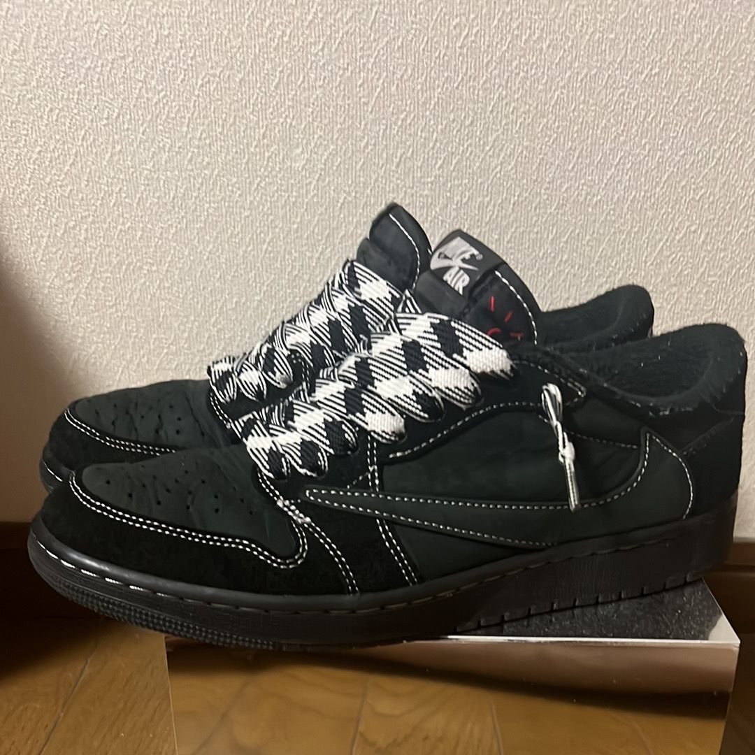 Travis Scott × Nike Air Jordan 1 Low OG SP "Black Phantom"