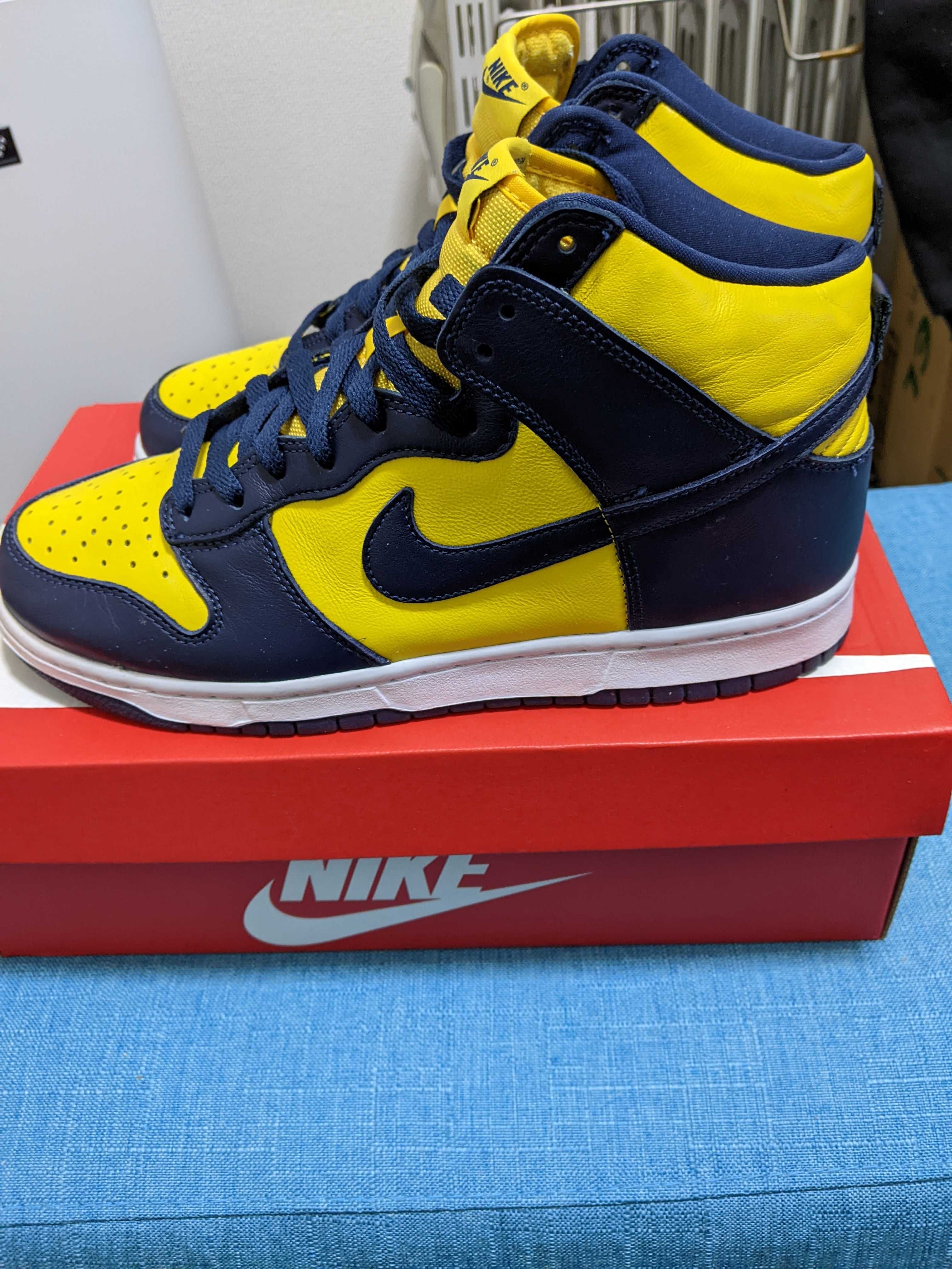 Nike Dunk High "Michigan"