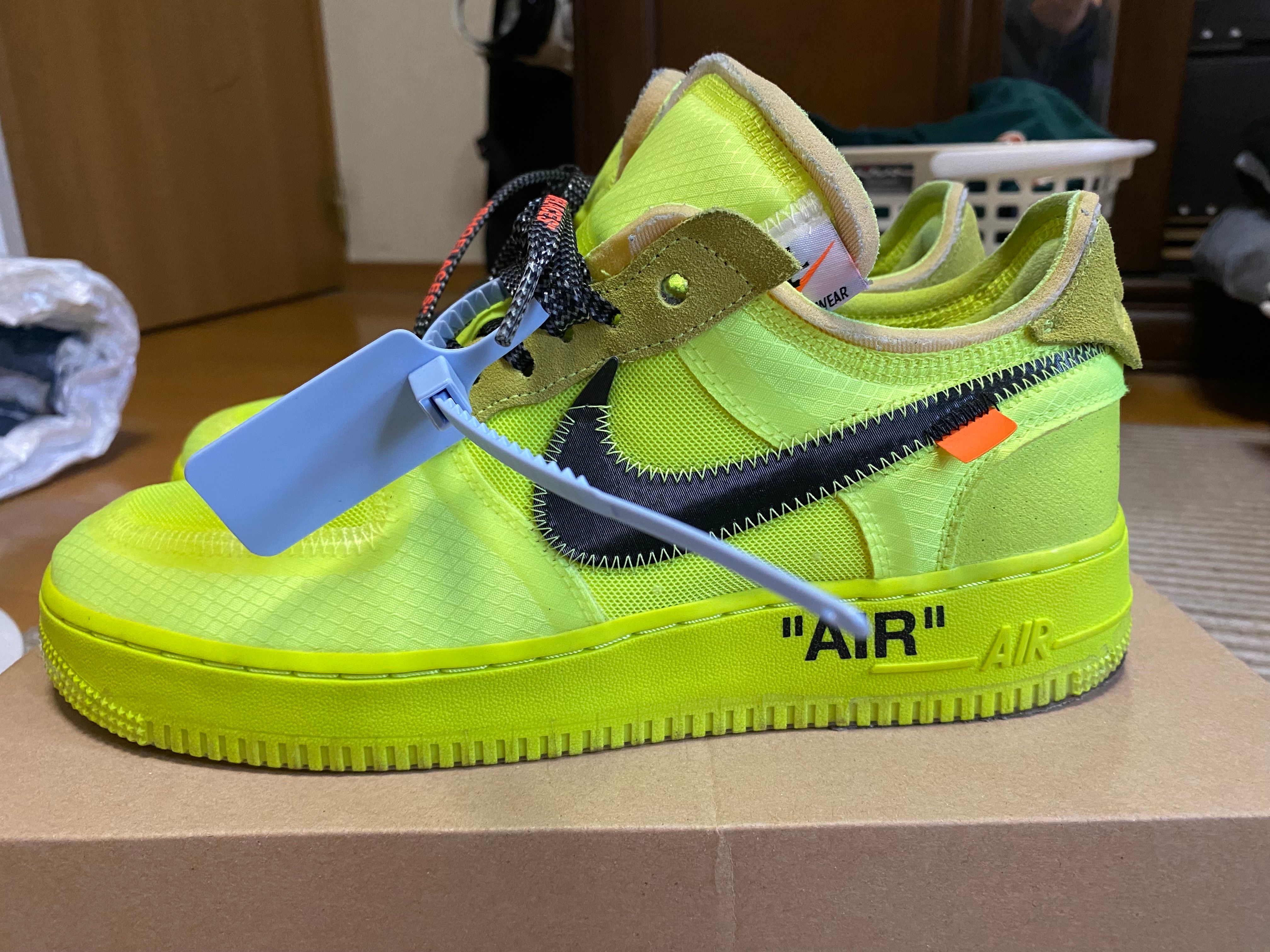 Off-White × Nike Air Force 1 Low "Volt"