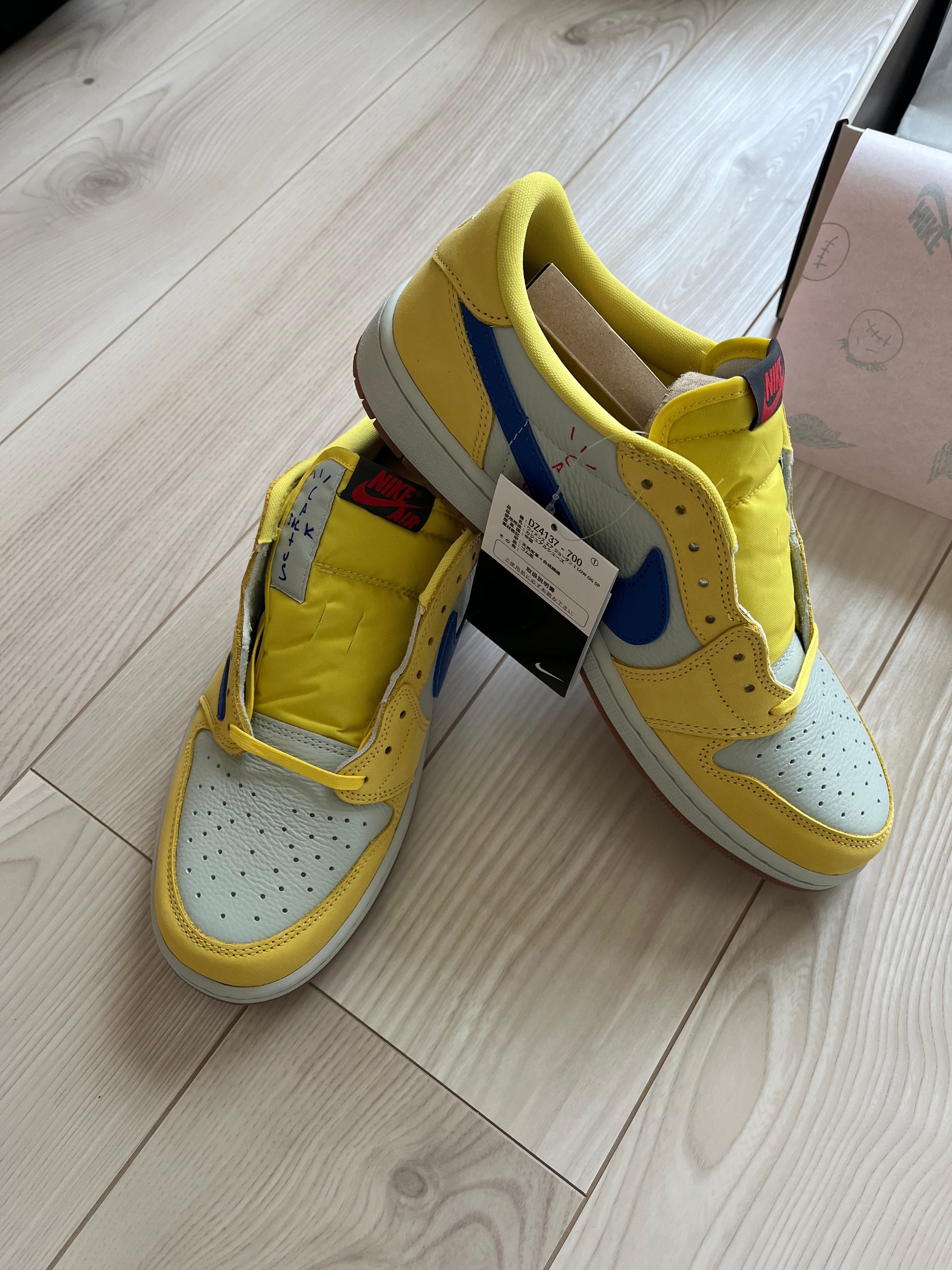 Travis Scott × Nike Women's Air Jordan 1 Retro Low OG "Canary"