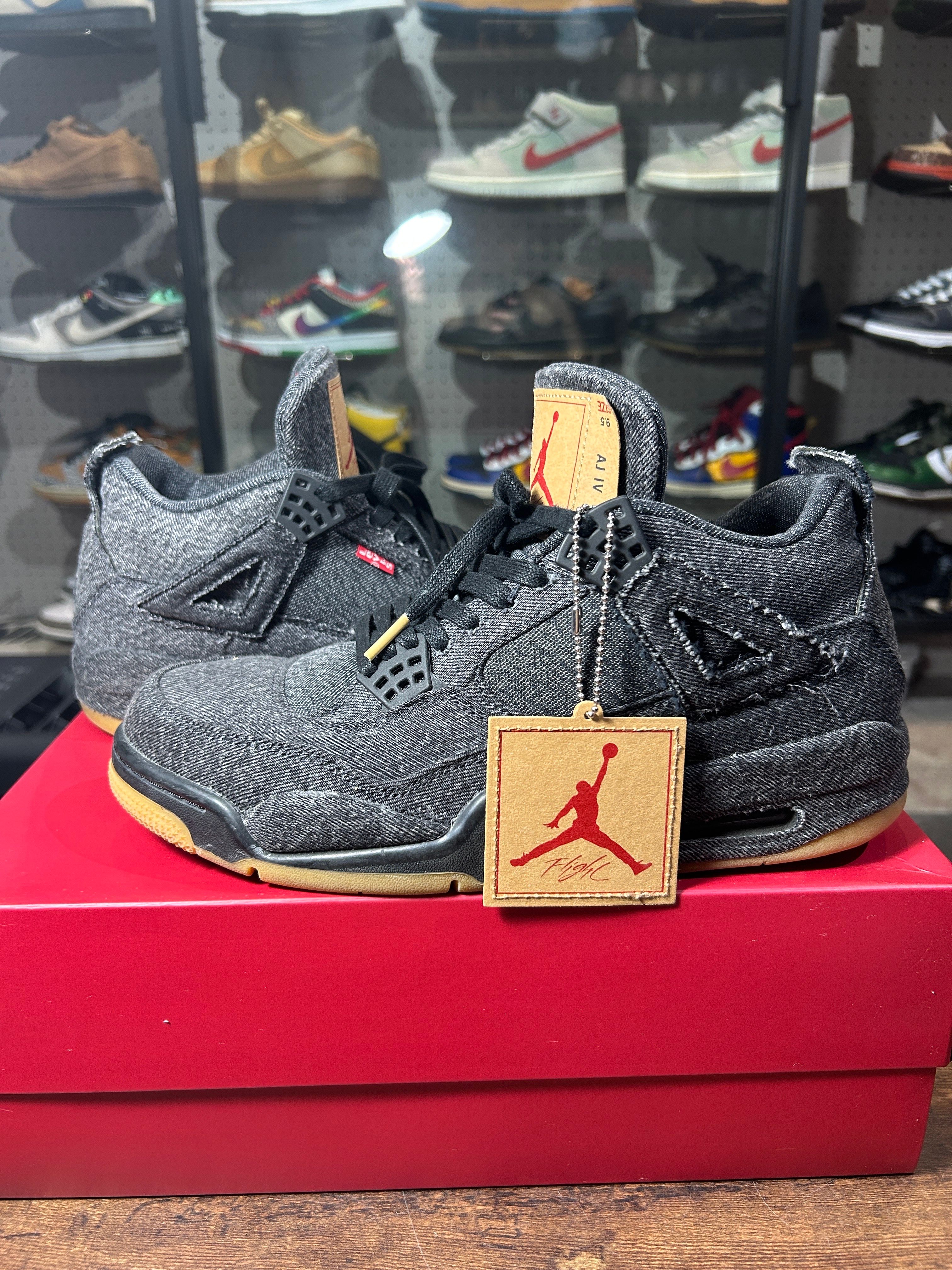 ナイキ エアジョーダン4 レトロ リーバイス ブラック リーバイス タグ Nike × Levi's Air Jordan 4 
