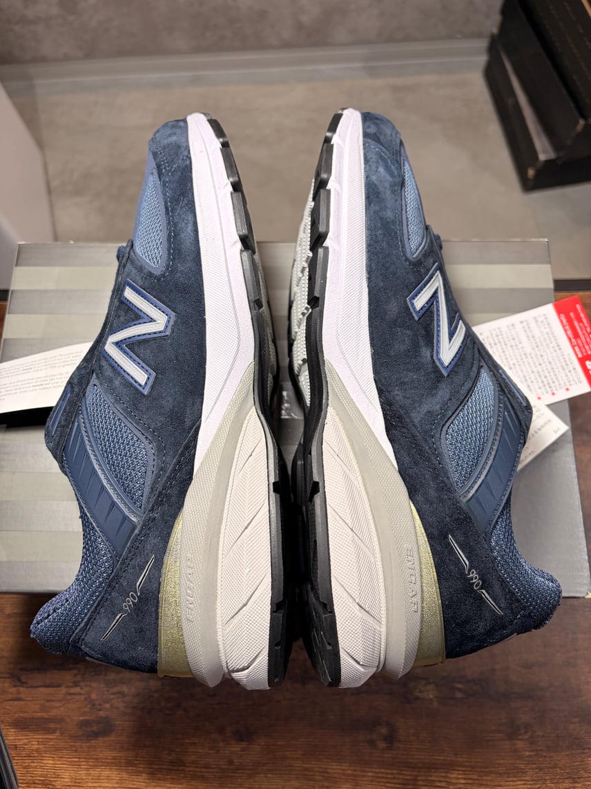 A+ (新品・未使用(ワケあり))】ニューバランス 990V5 A+ (新品・未使用(ワケあり))】ニューバランス 990V5