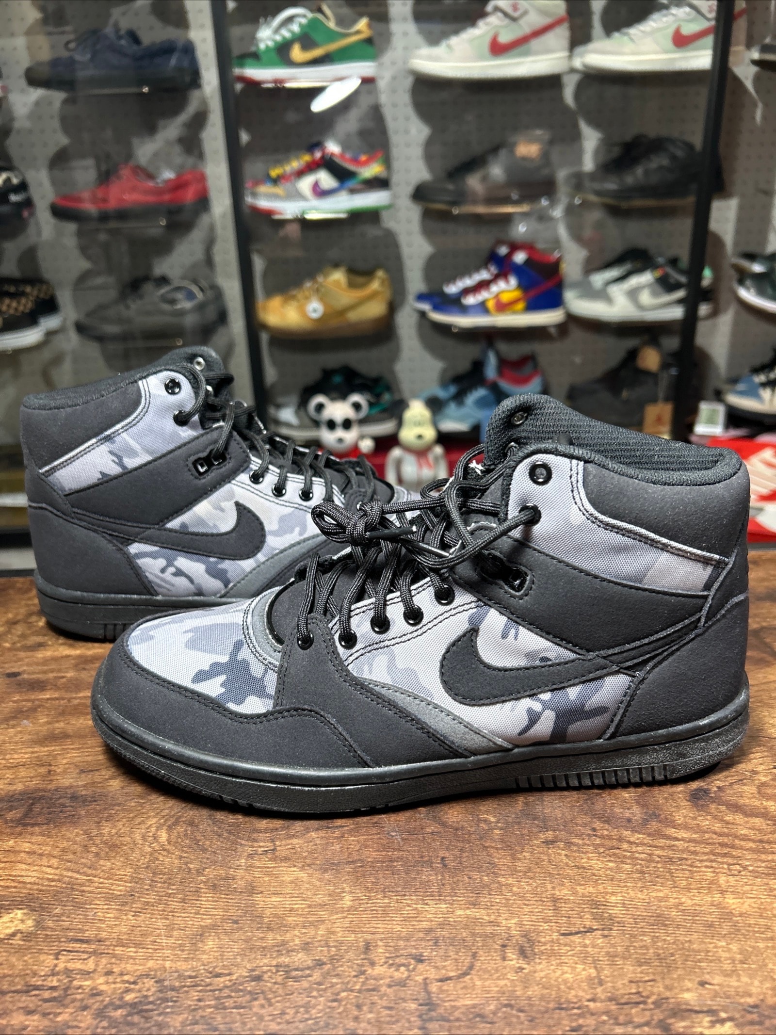 ナイキ スカイ フォース 88 ミッド 