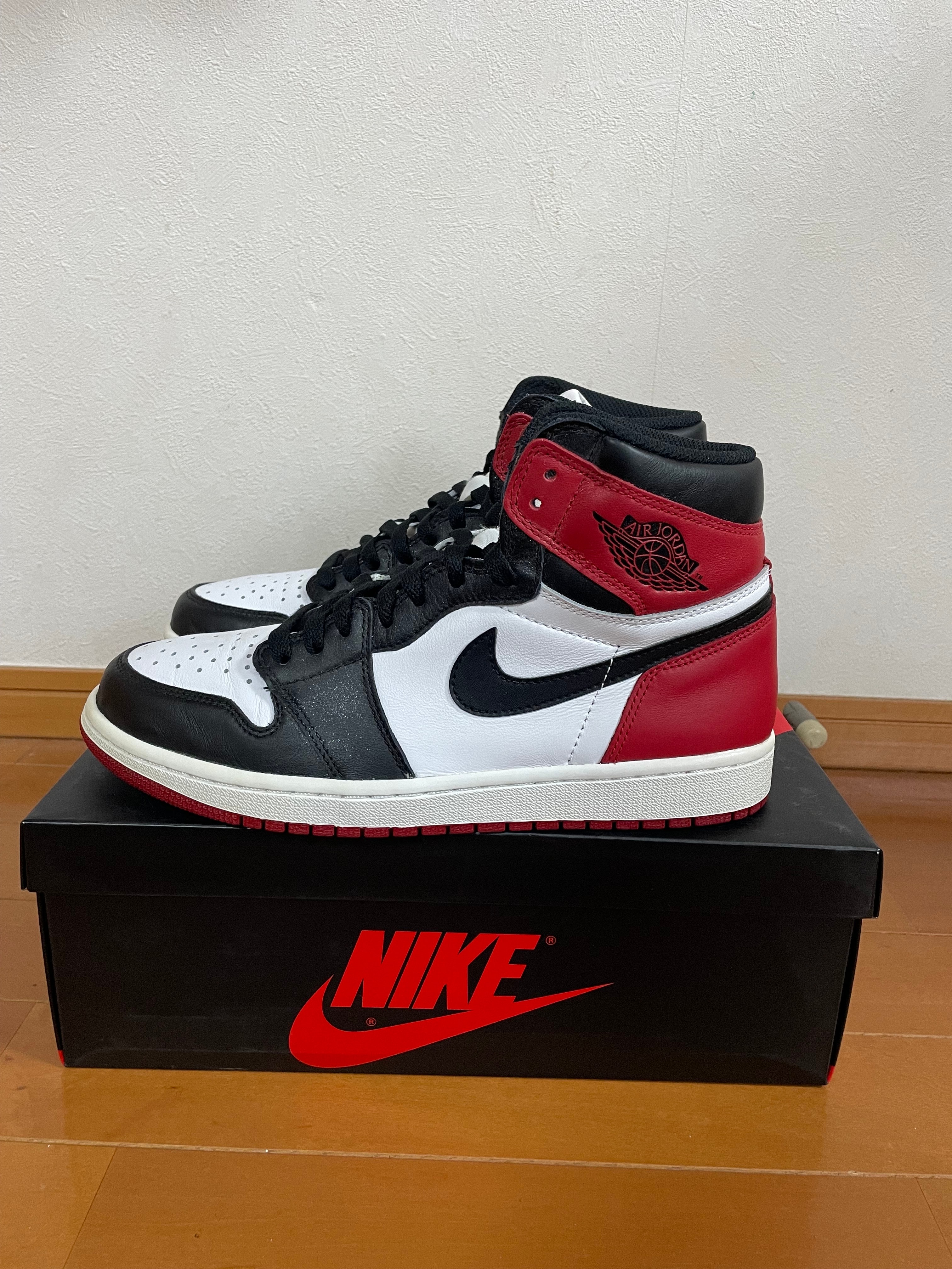 Nike Air Jordan 1 Retro High OG "Black Toe"
