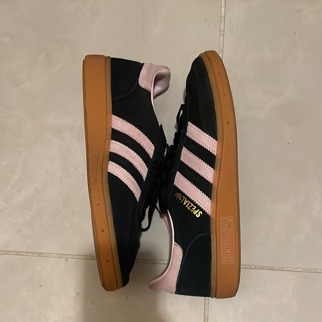 adidas Handball Spezial "Core Black/Clear Pink/Gum"