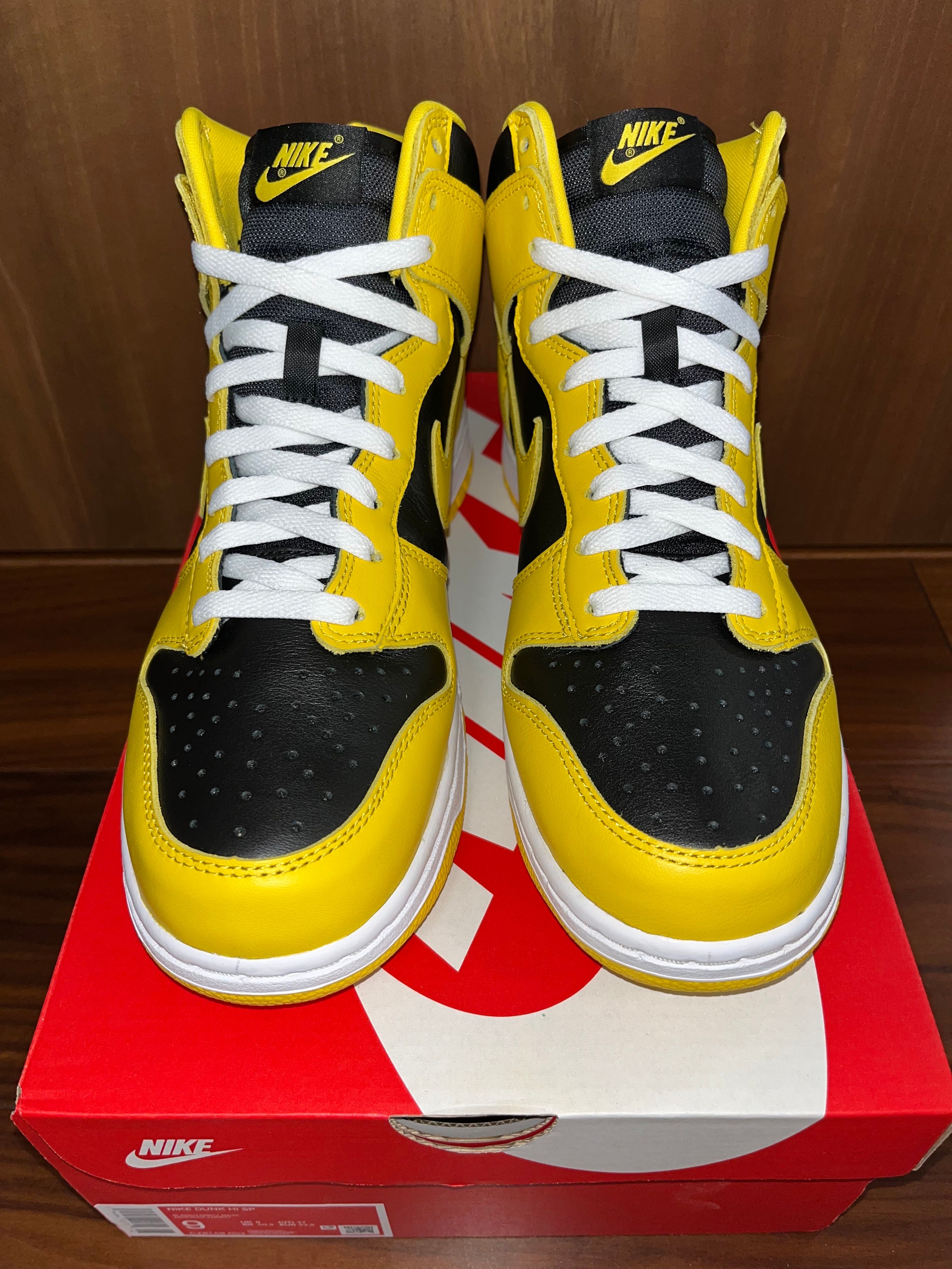 Nike Dunk High "Black/Varsity Maize"