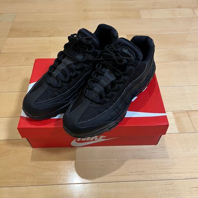Nike Air Max 95 Essential "Black/Dark Grey/Black"