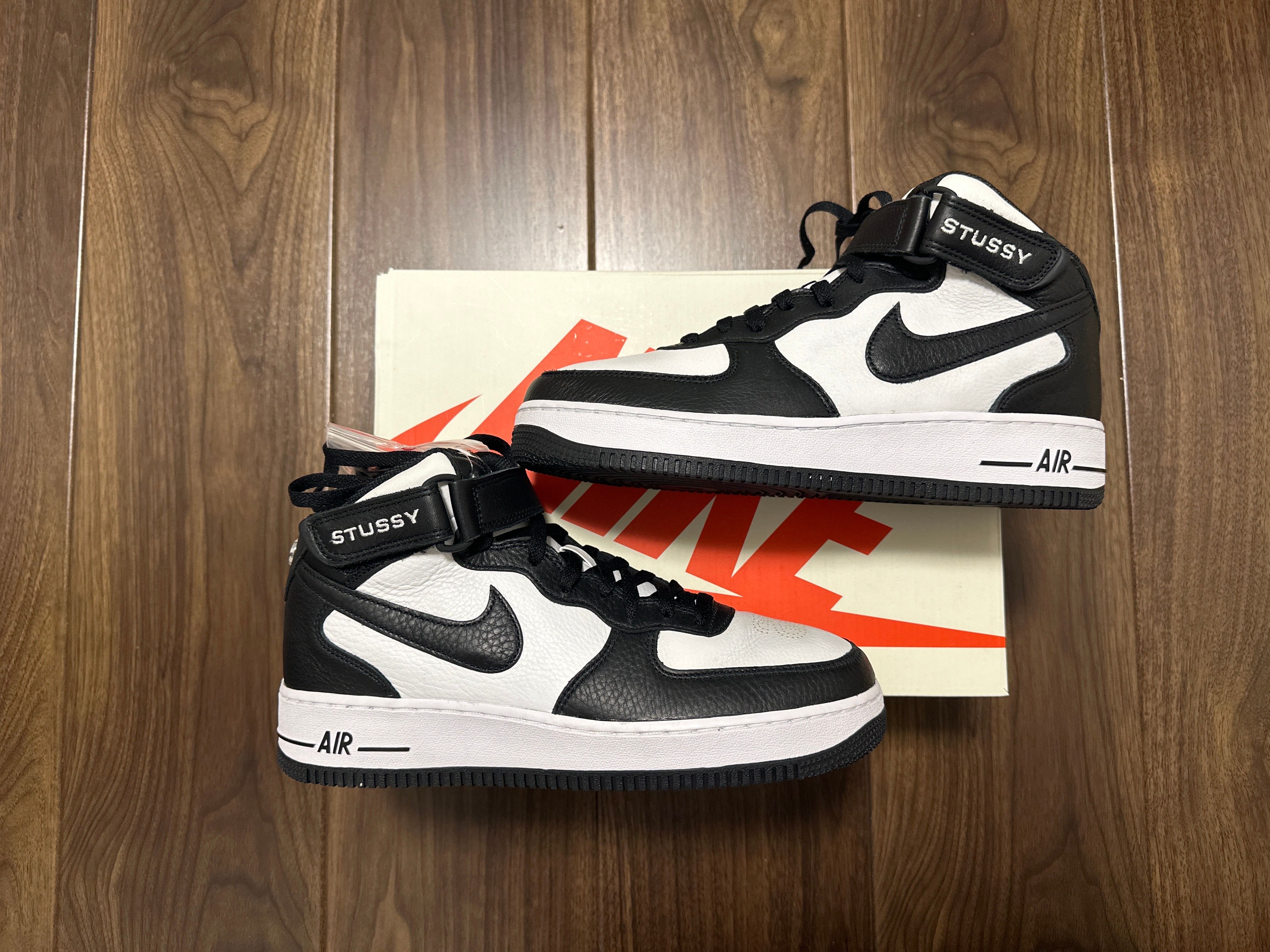 Stussy × Nike Air Force 1 Mid "Black and Light Bone"