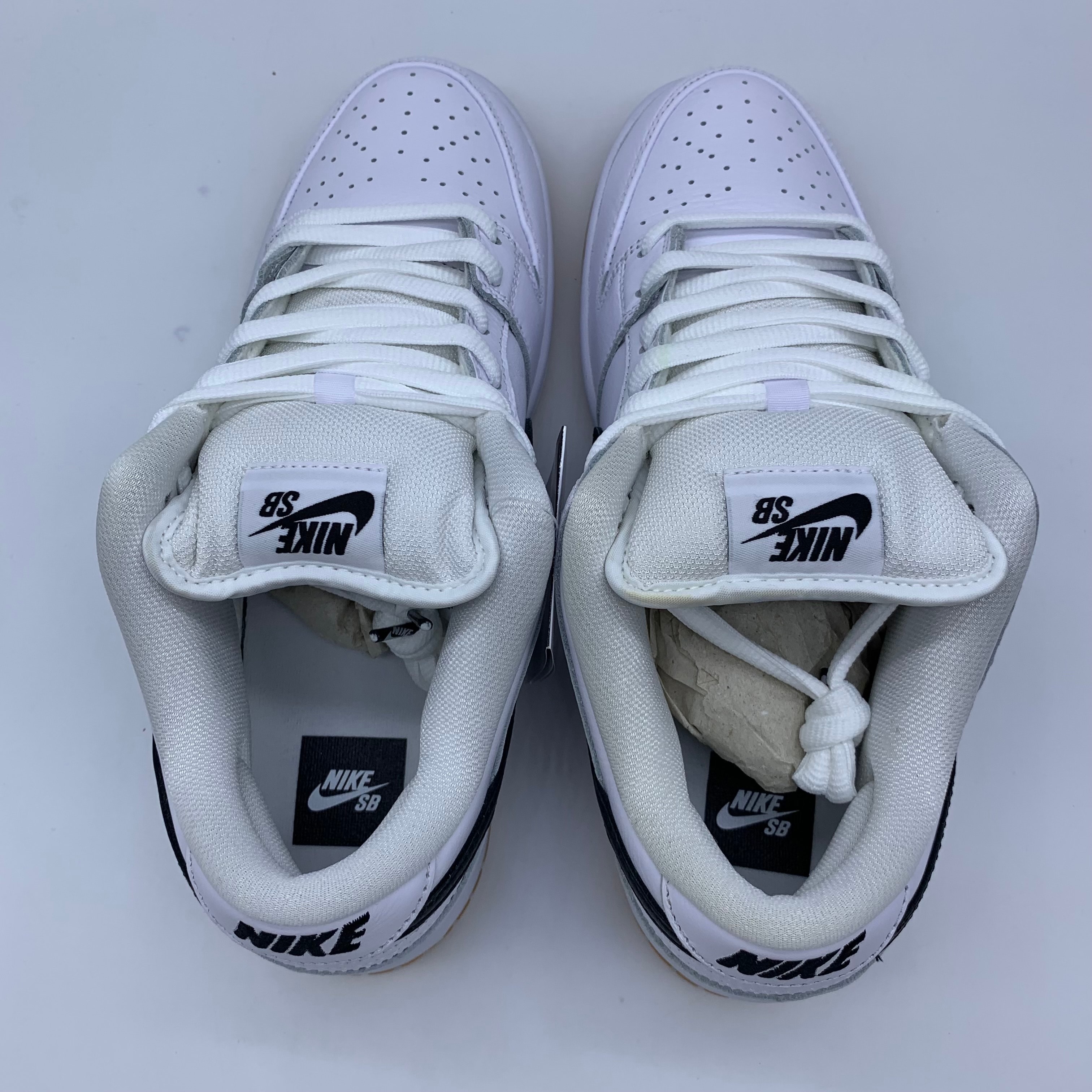 Nike SB Dunk Low Pro "White/Black-White-Gum Light Brown"