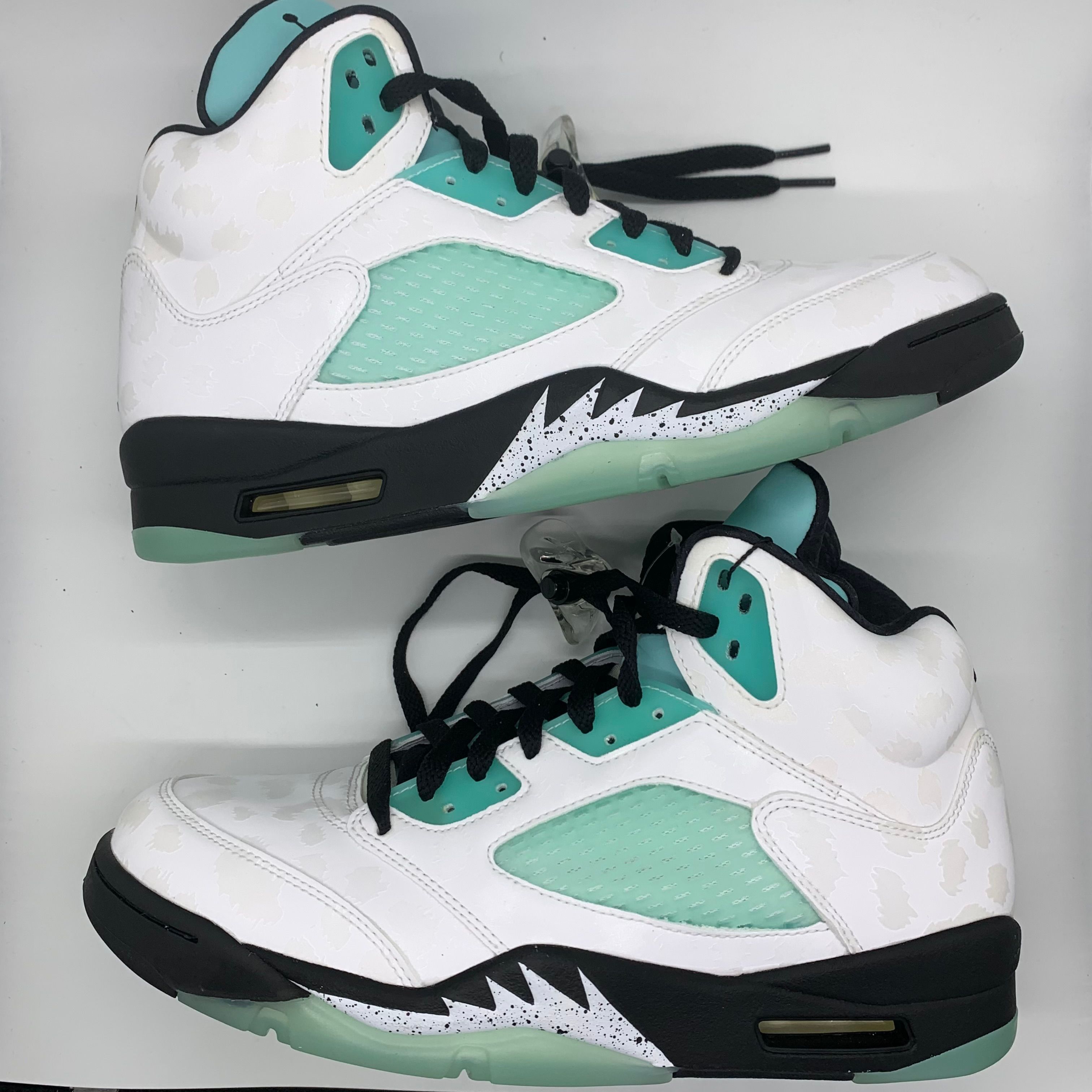 Nike Air Jordan 5 "White/Black/Island Green"