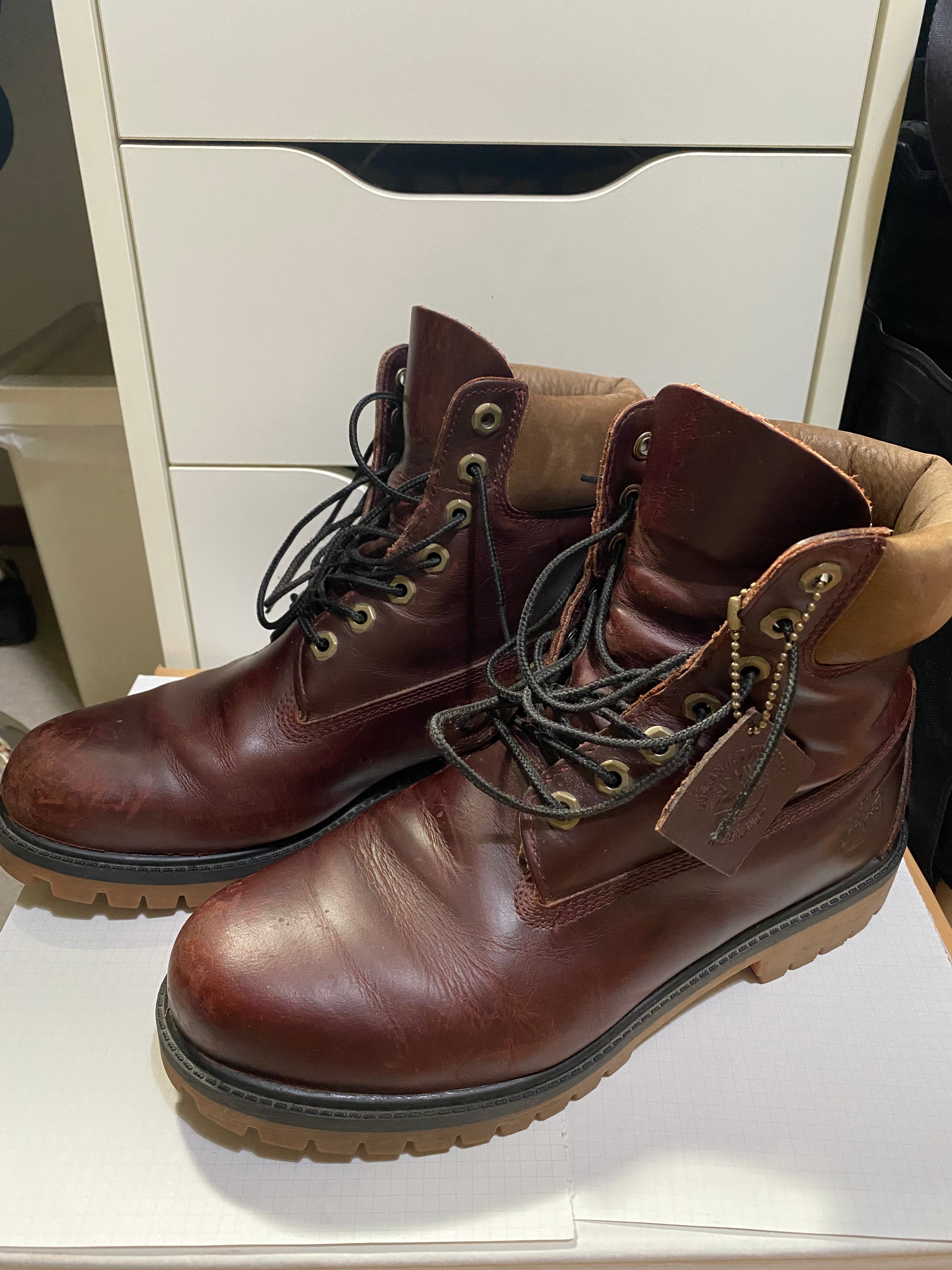 ティンバーランド ヘリテージ 6インチ レースアップ ウォータープルーフ ブーツ "バーガンディー"