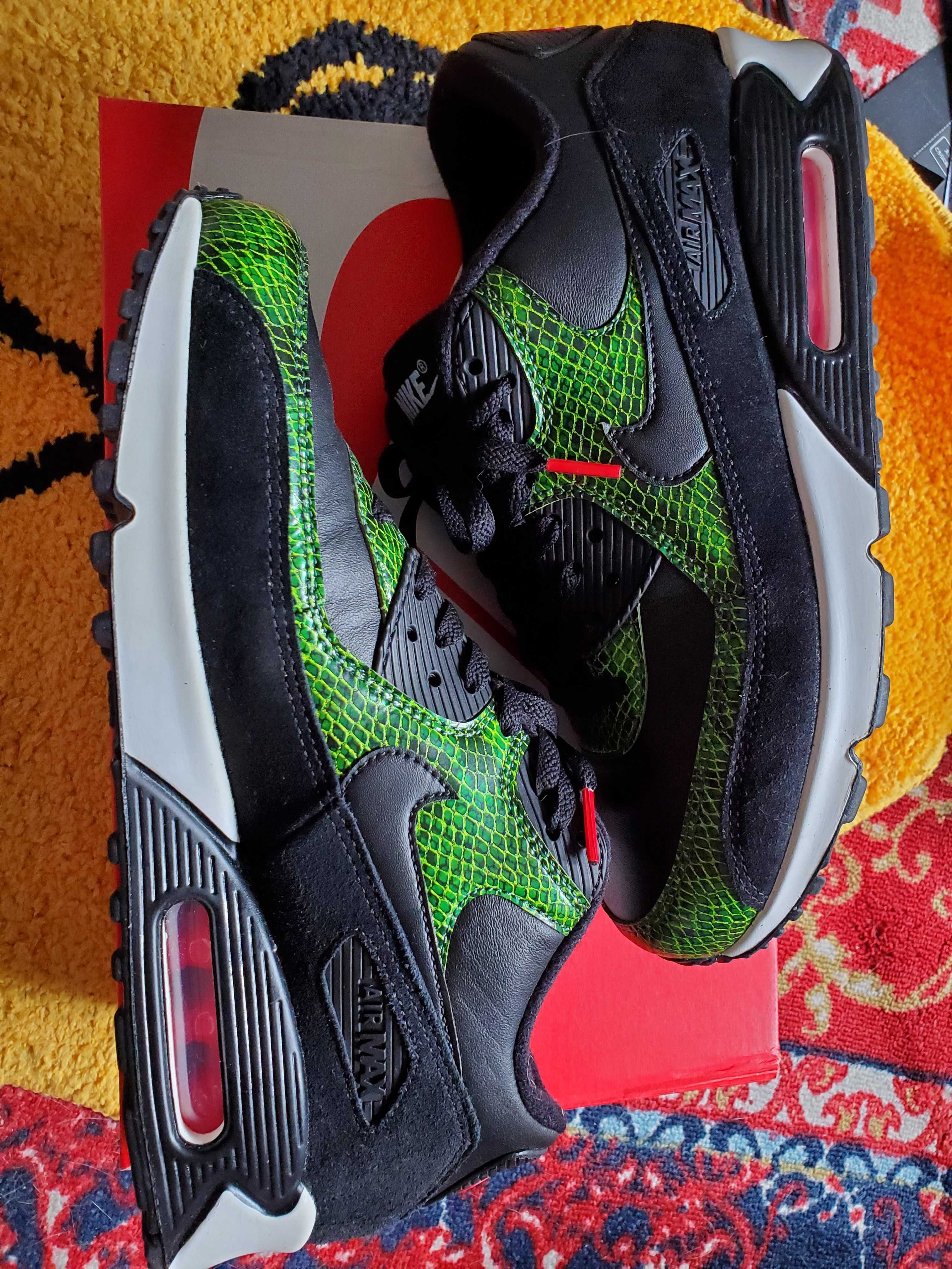 Nike Air Max 90 "Green Python"