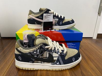 Travis Scott × Nike SB Dunk Low "Black/Parachute Beige"