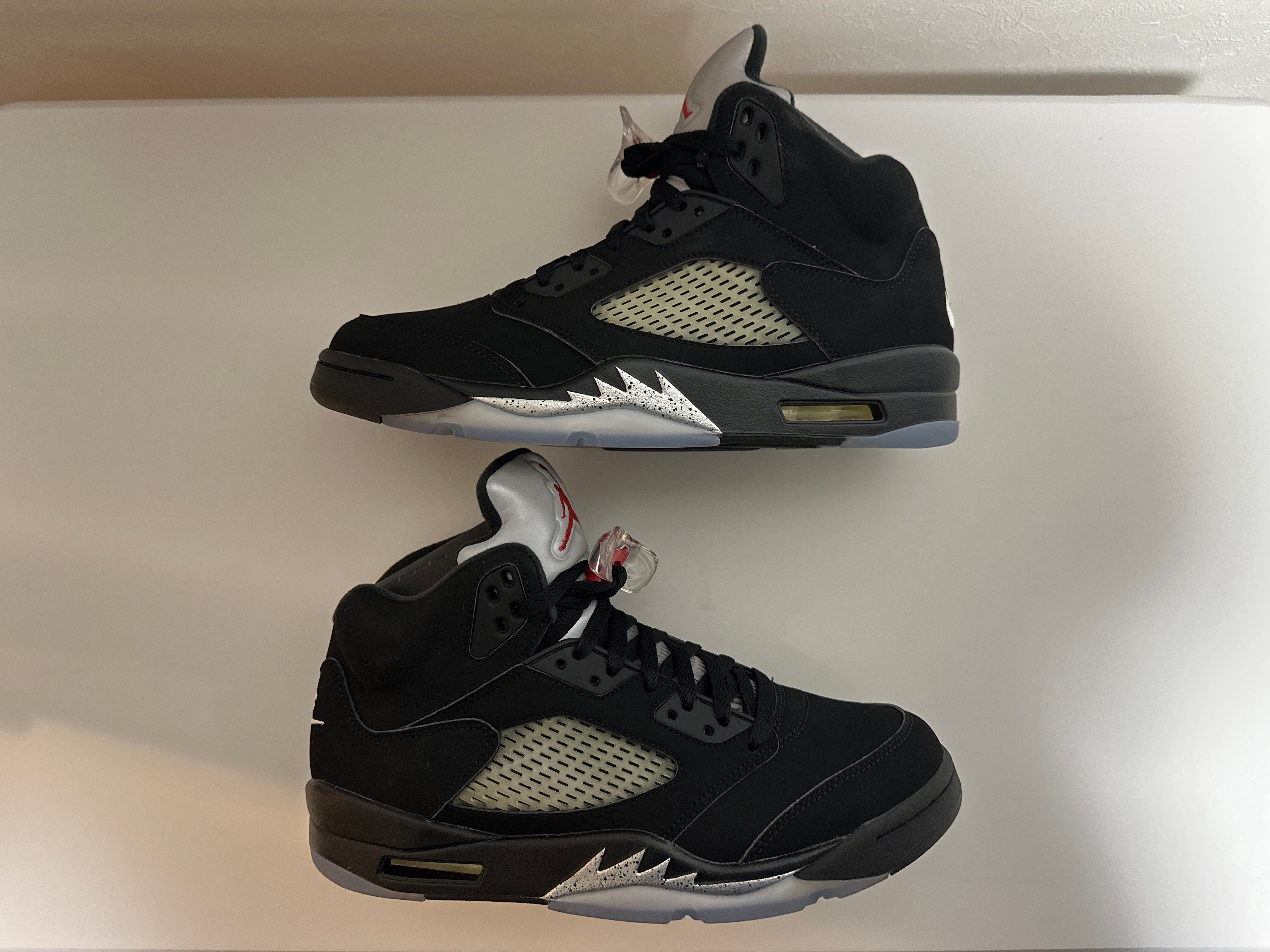 Nike Air Jordan 5 Retro OG "Black/Fire Red/Metallic Silver/White" (2016)