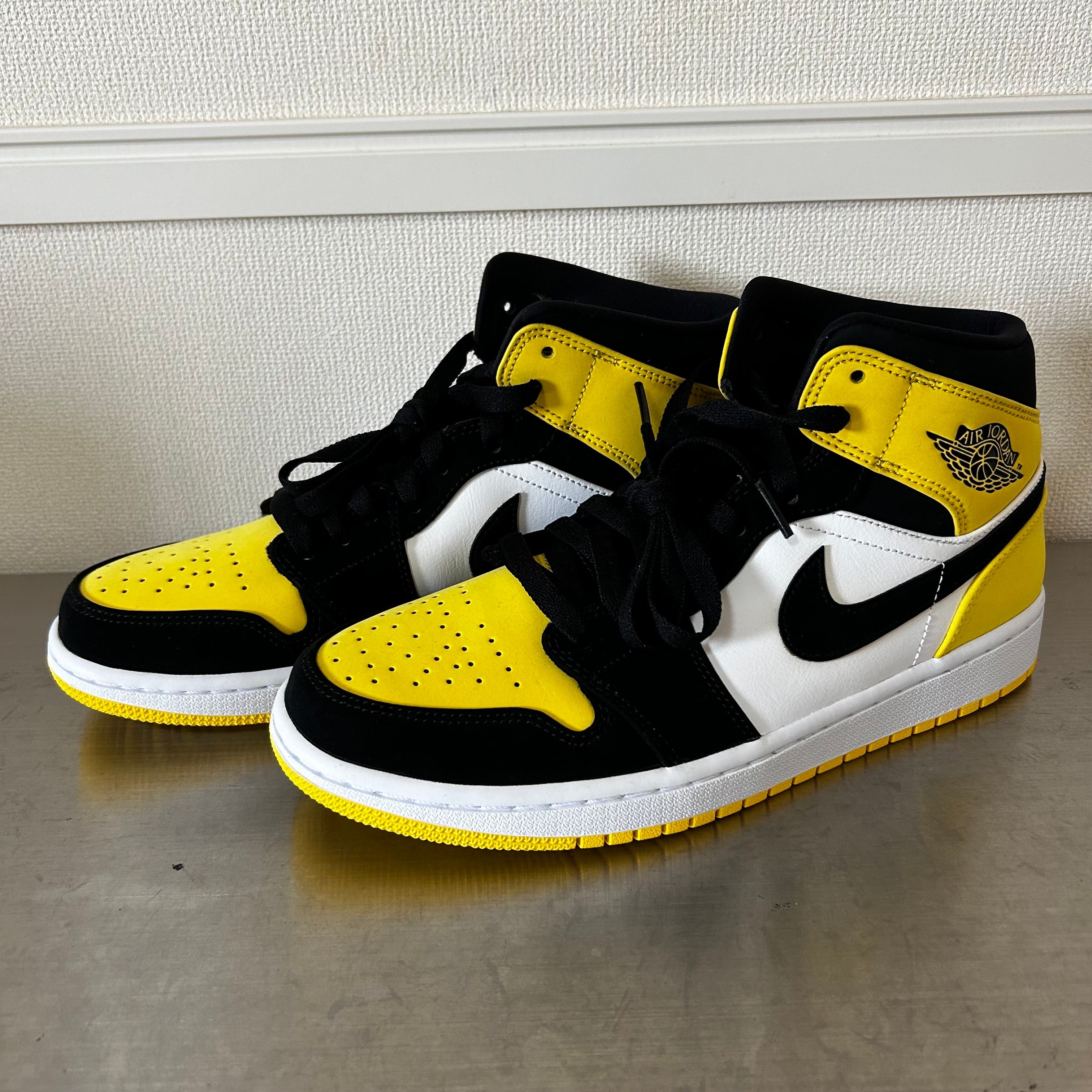 Nike Air Jordan 1 Mid "Yellow Toe Black"